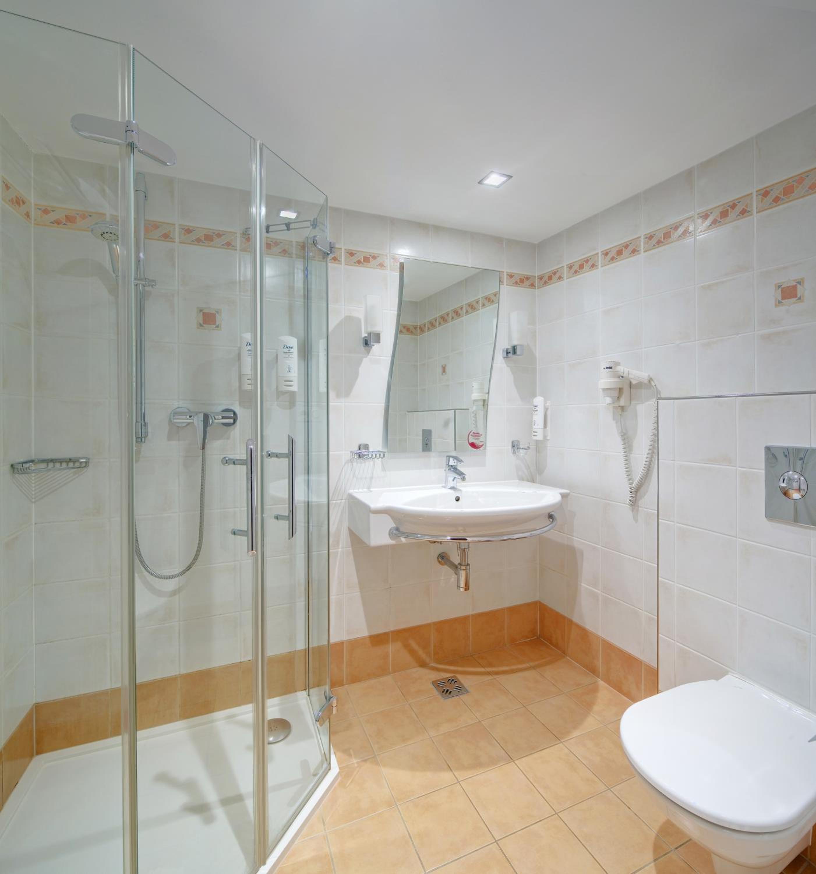 Business Double Room - Photo 4