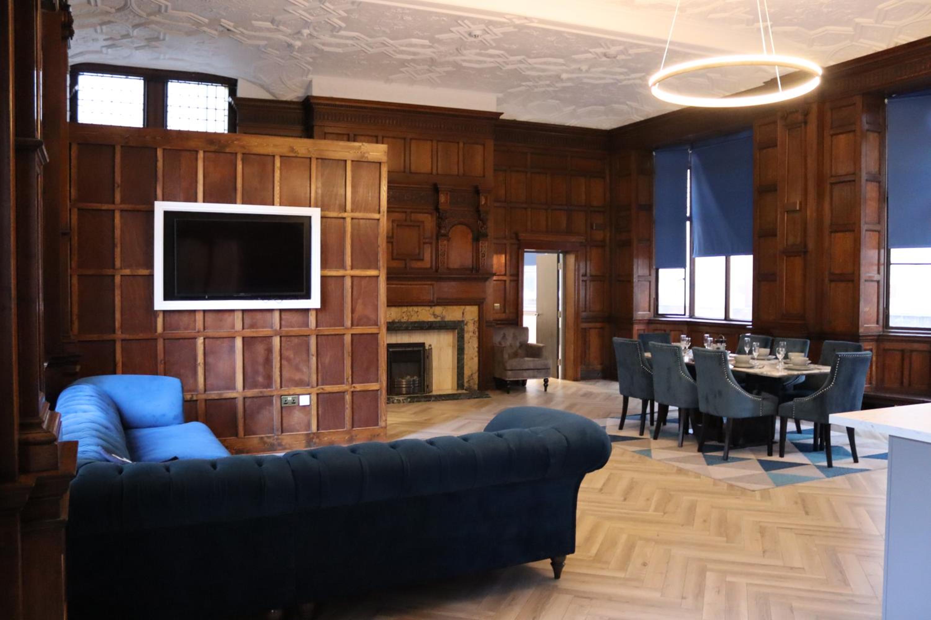 Two-Bedroom Apartment - Photo 1