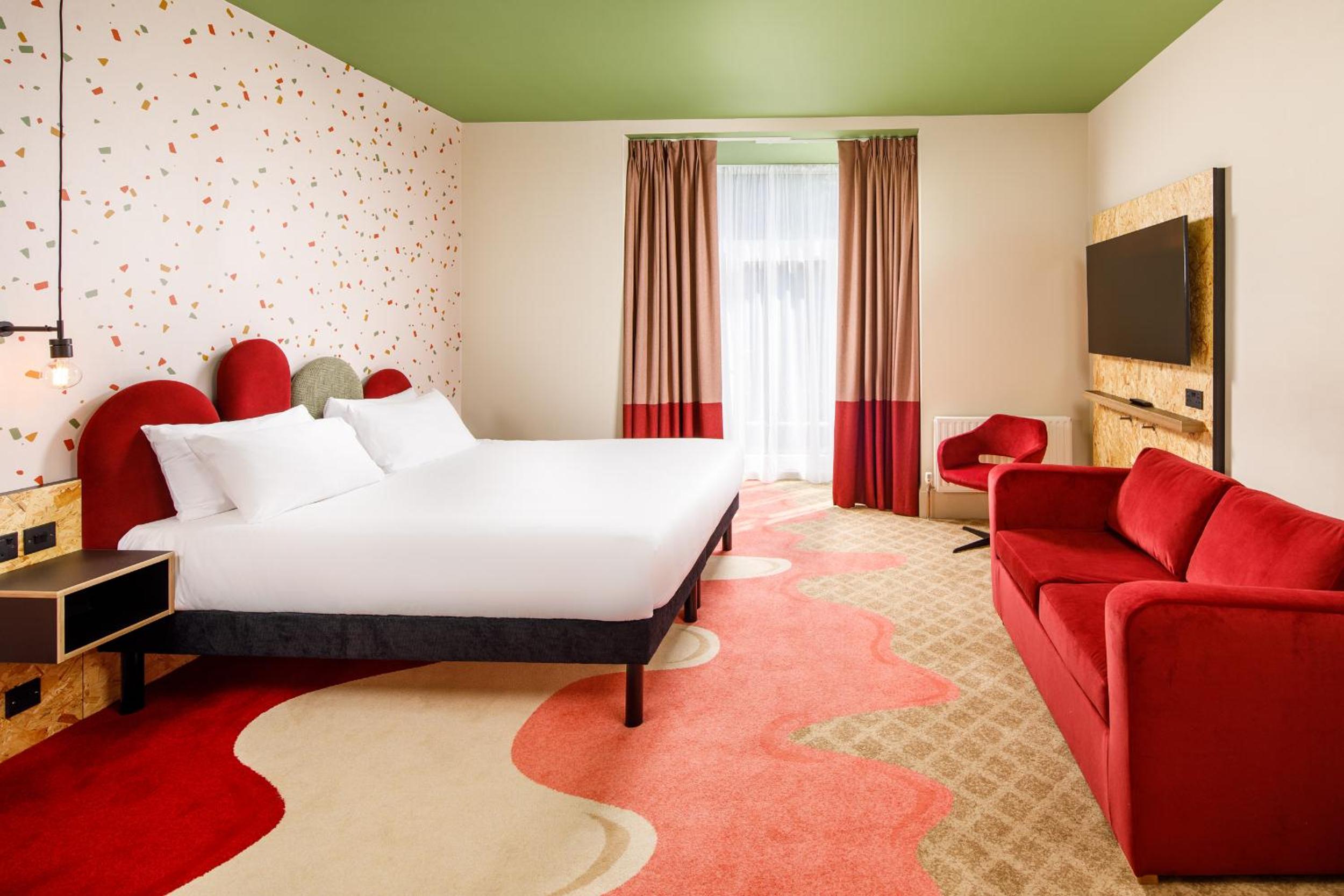 Superior Plus Room - Photo 6