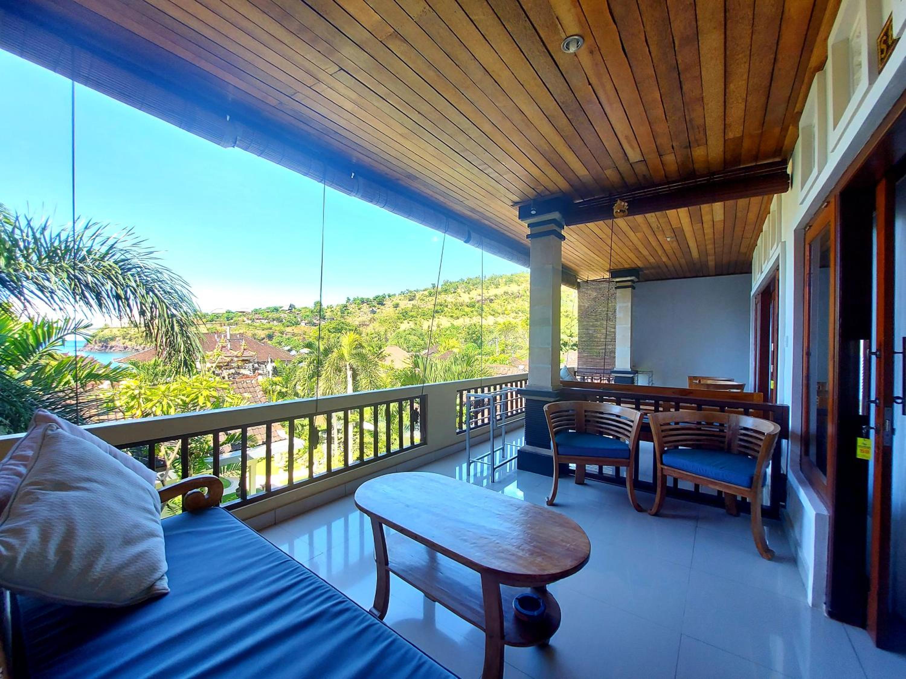 Deluxe Room with Sea View - Photo 8