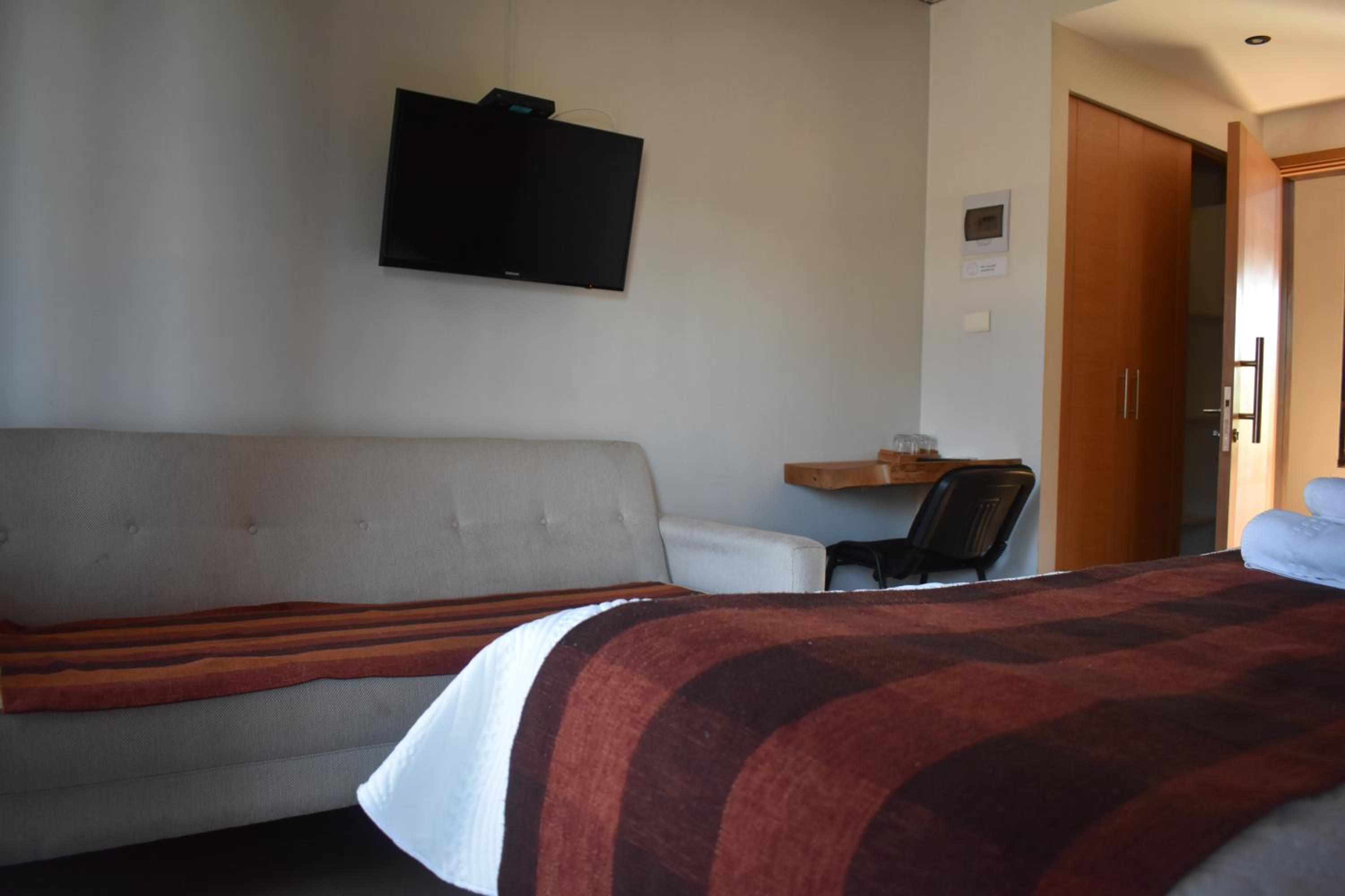 Double Room with Balcony photo 3