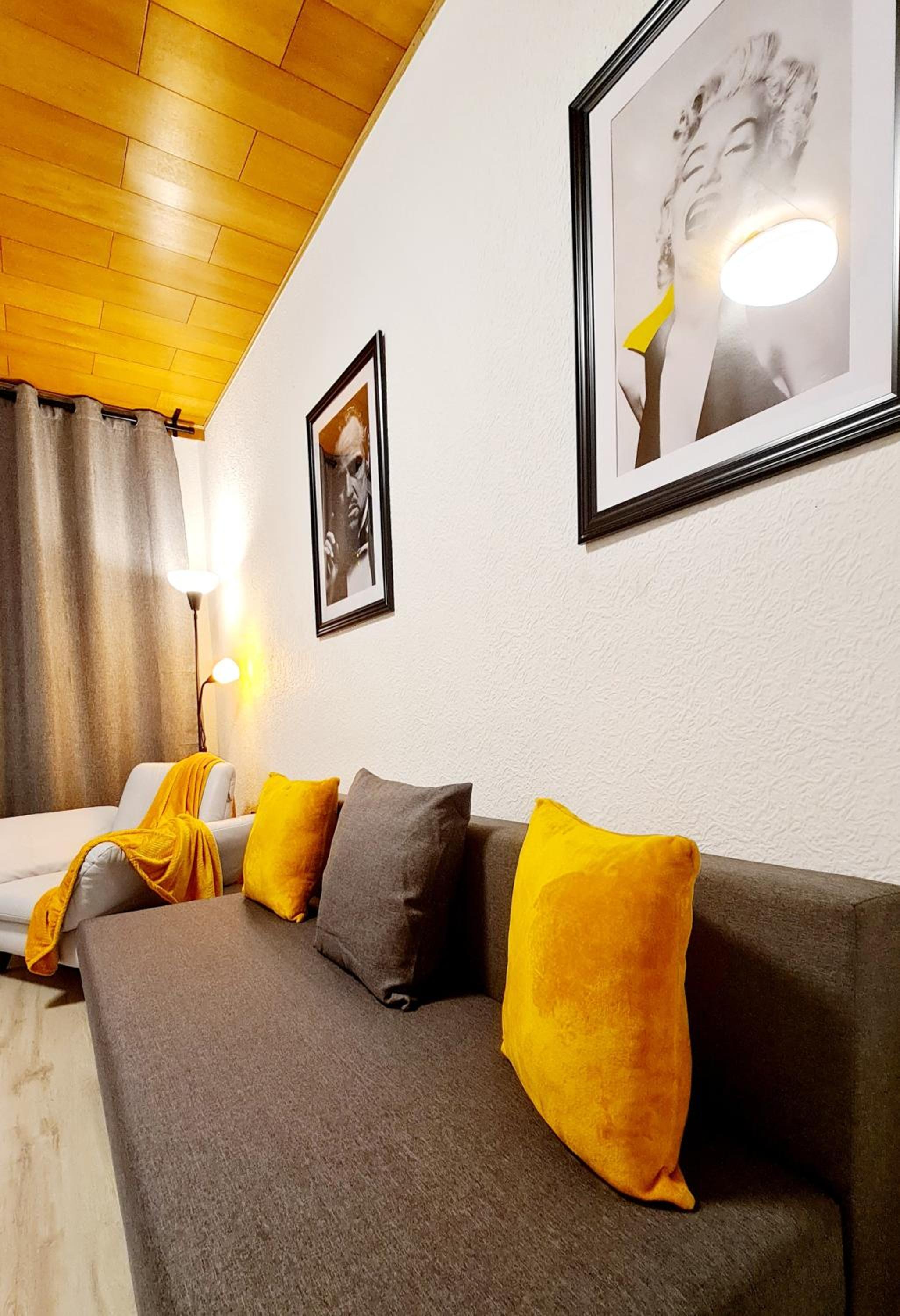 One-Bedroom Apartment photo 3