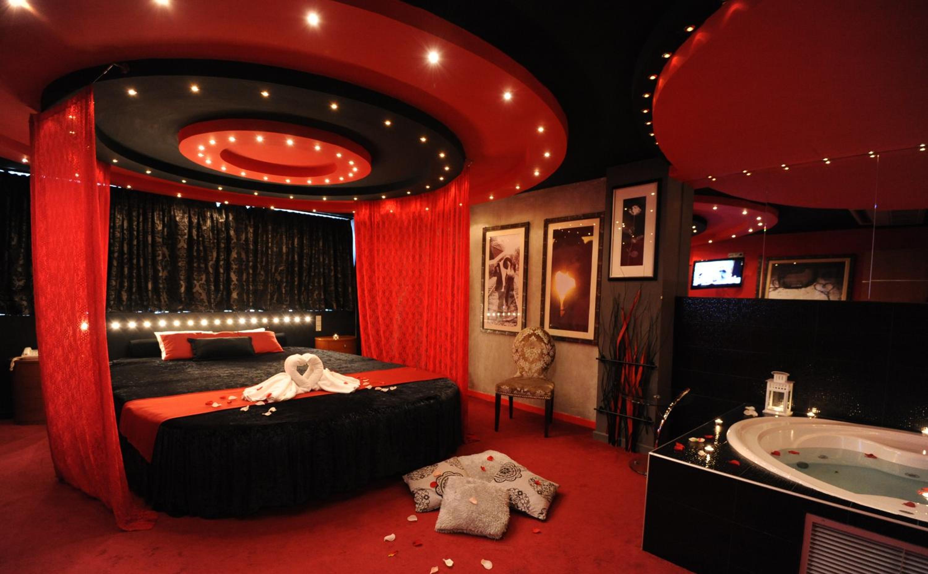 Suite - Photo 2