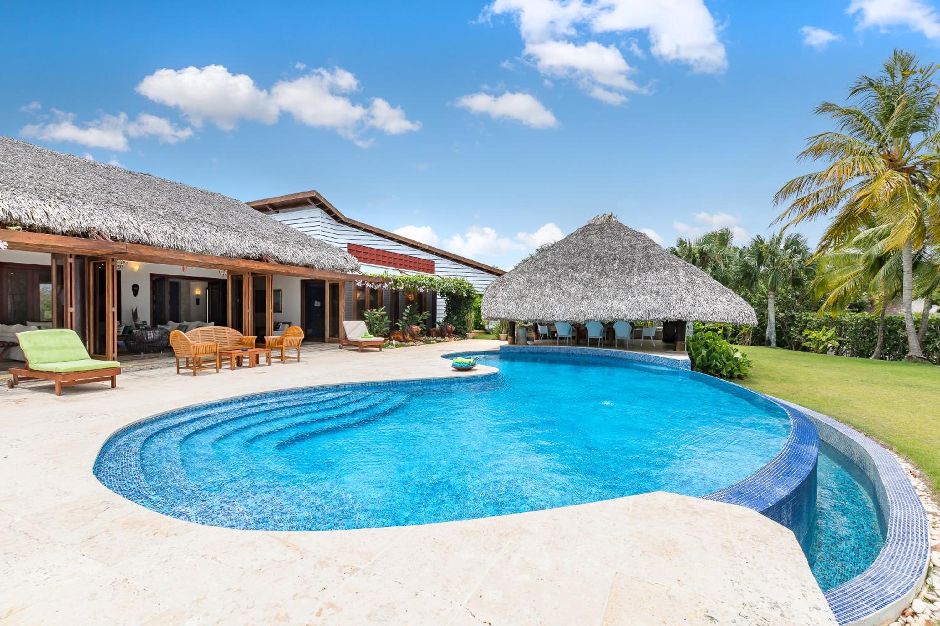 Villa with Sea View