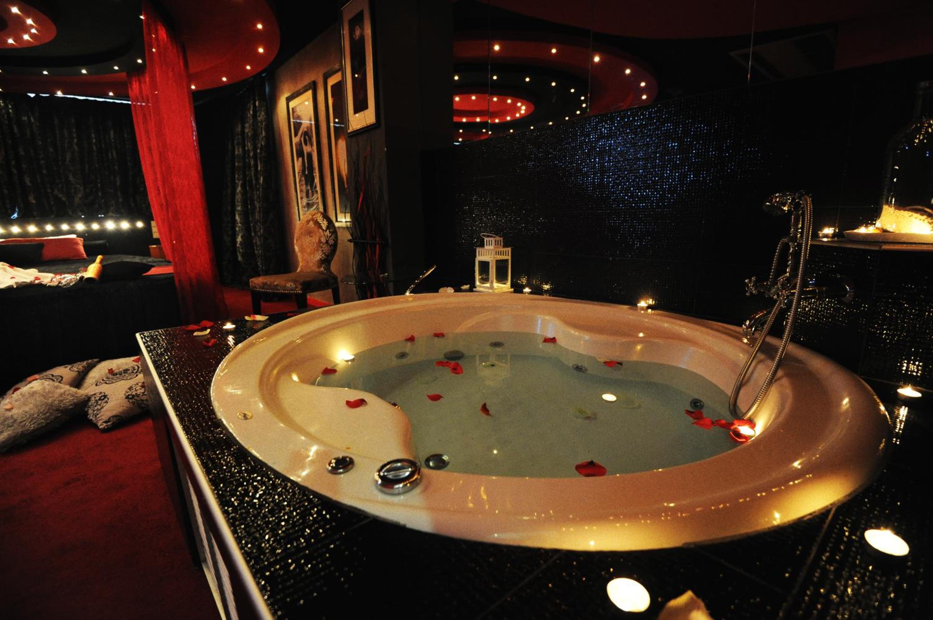 Suite - Photo 4