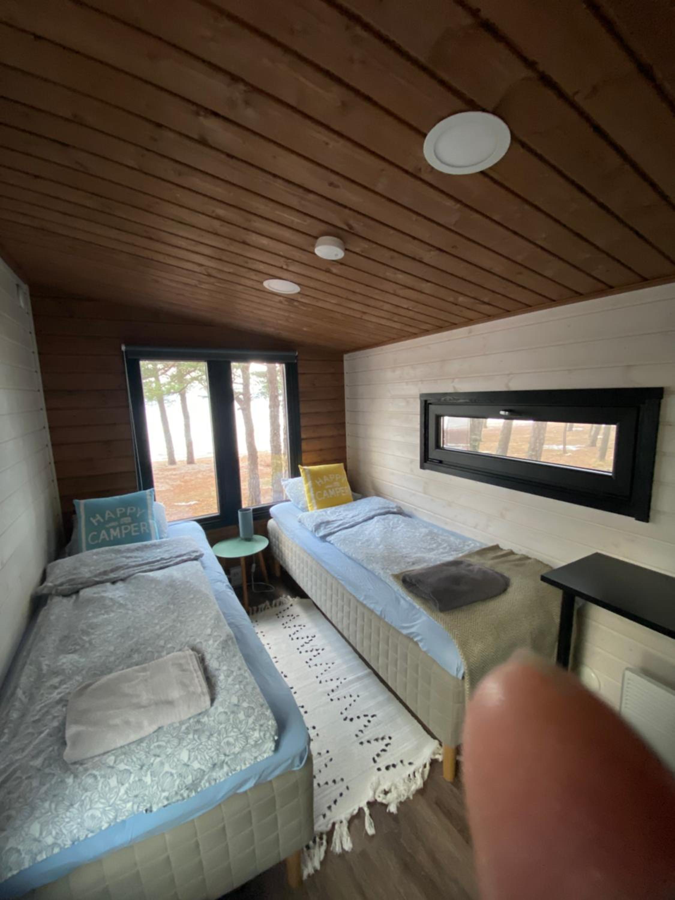 One-Bedroom Apartment - Photo 1