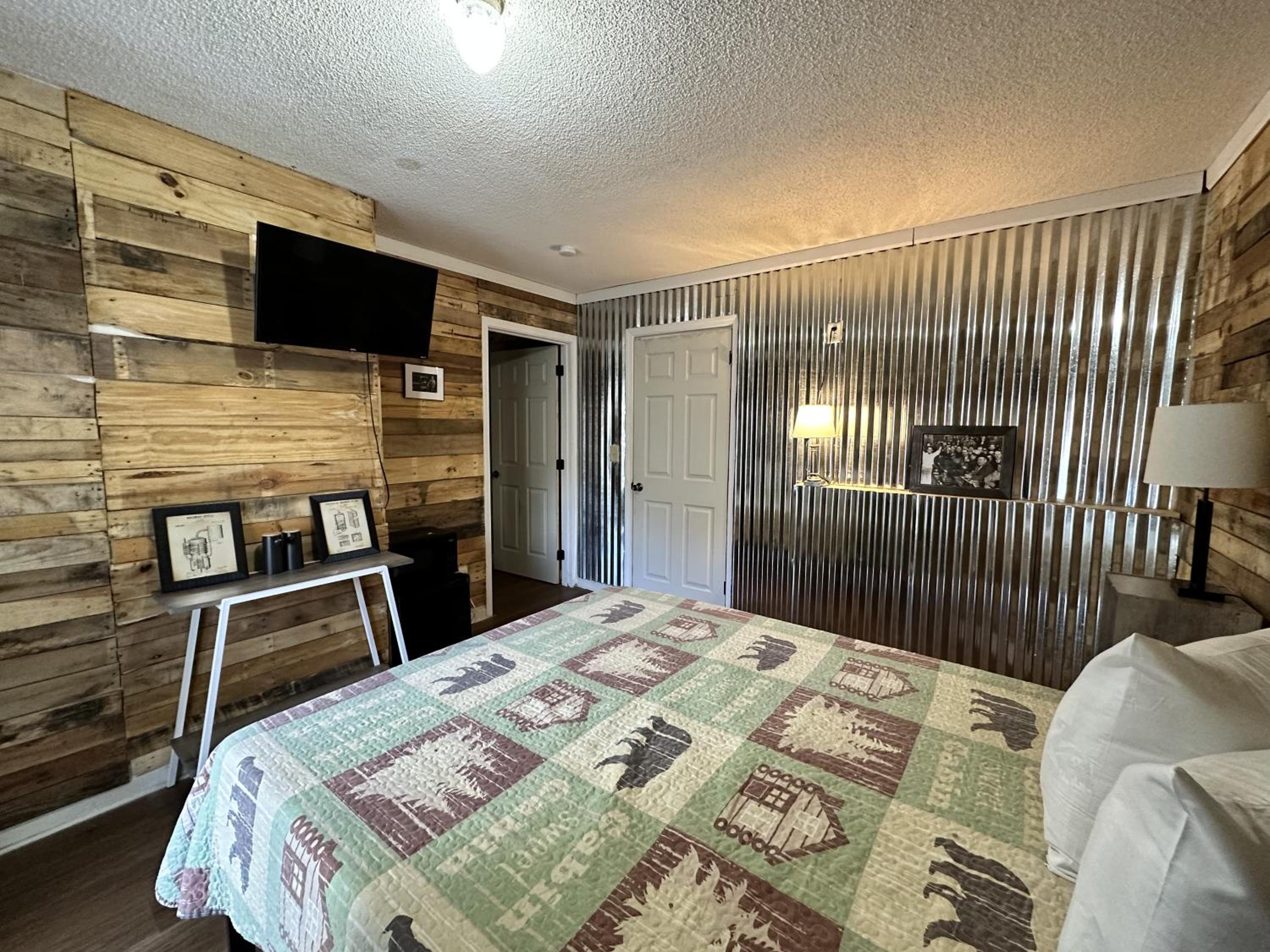 Triple Room with Balcony - Photo 2
