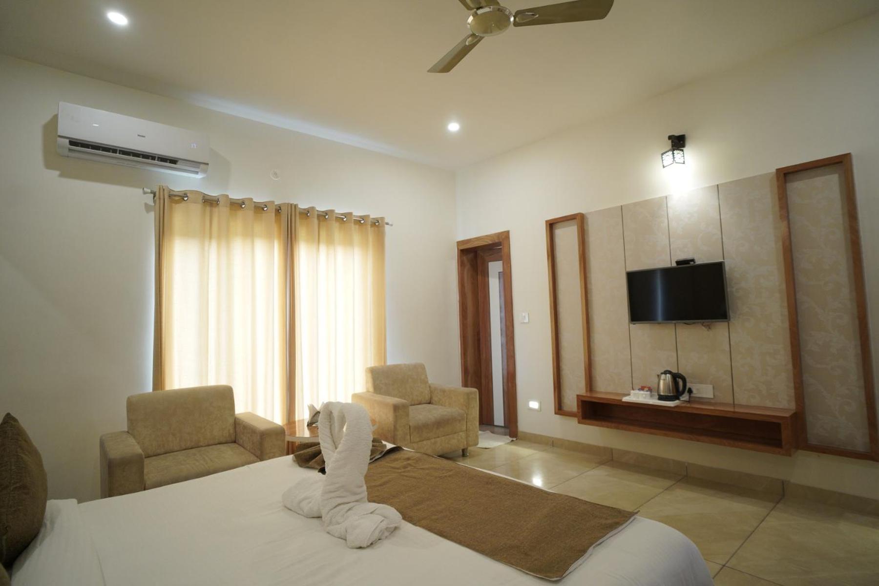 King Room with Garden View - Photo 8