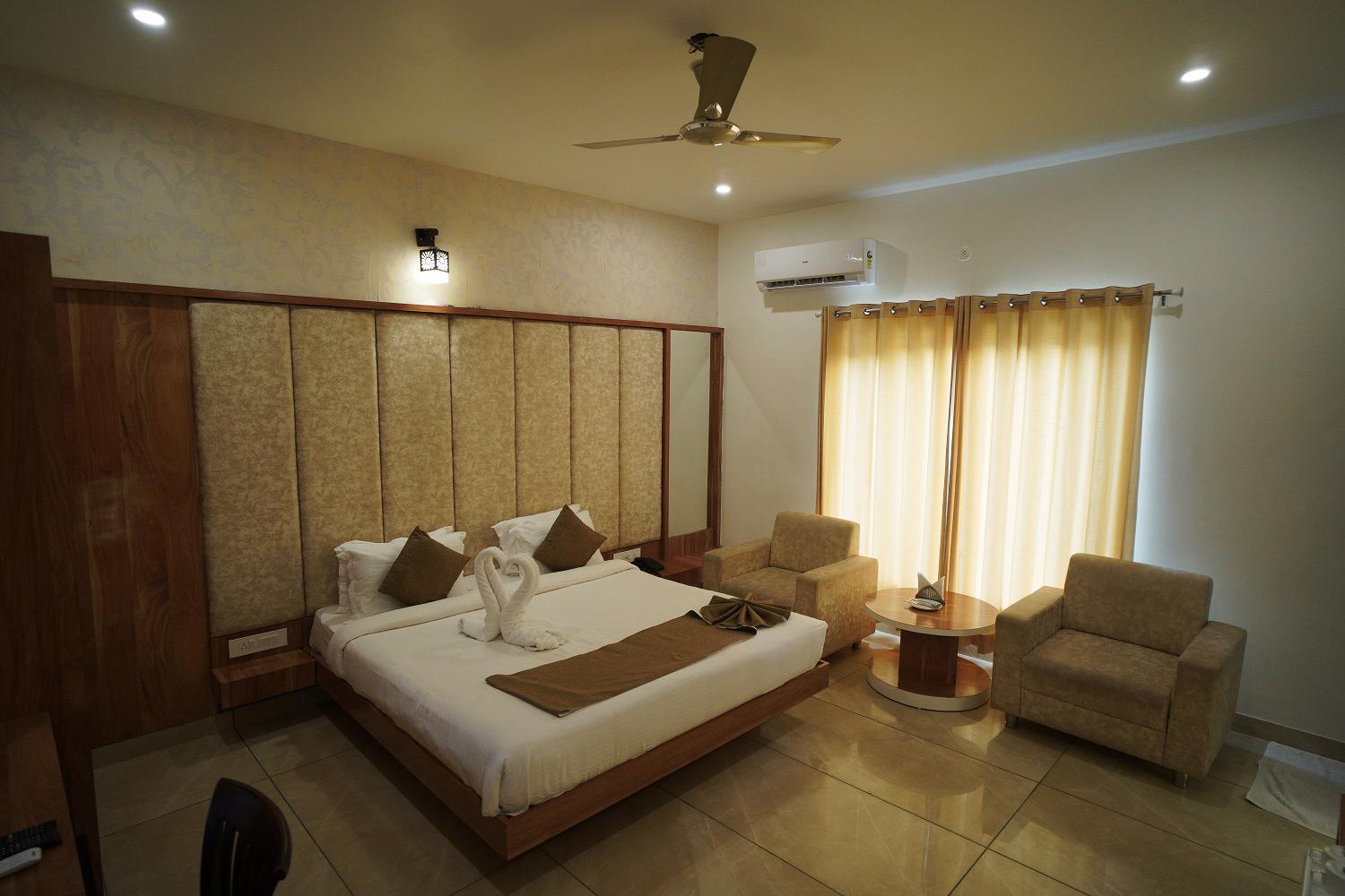 King Room with Garden View - Photo 5