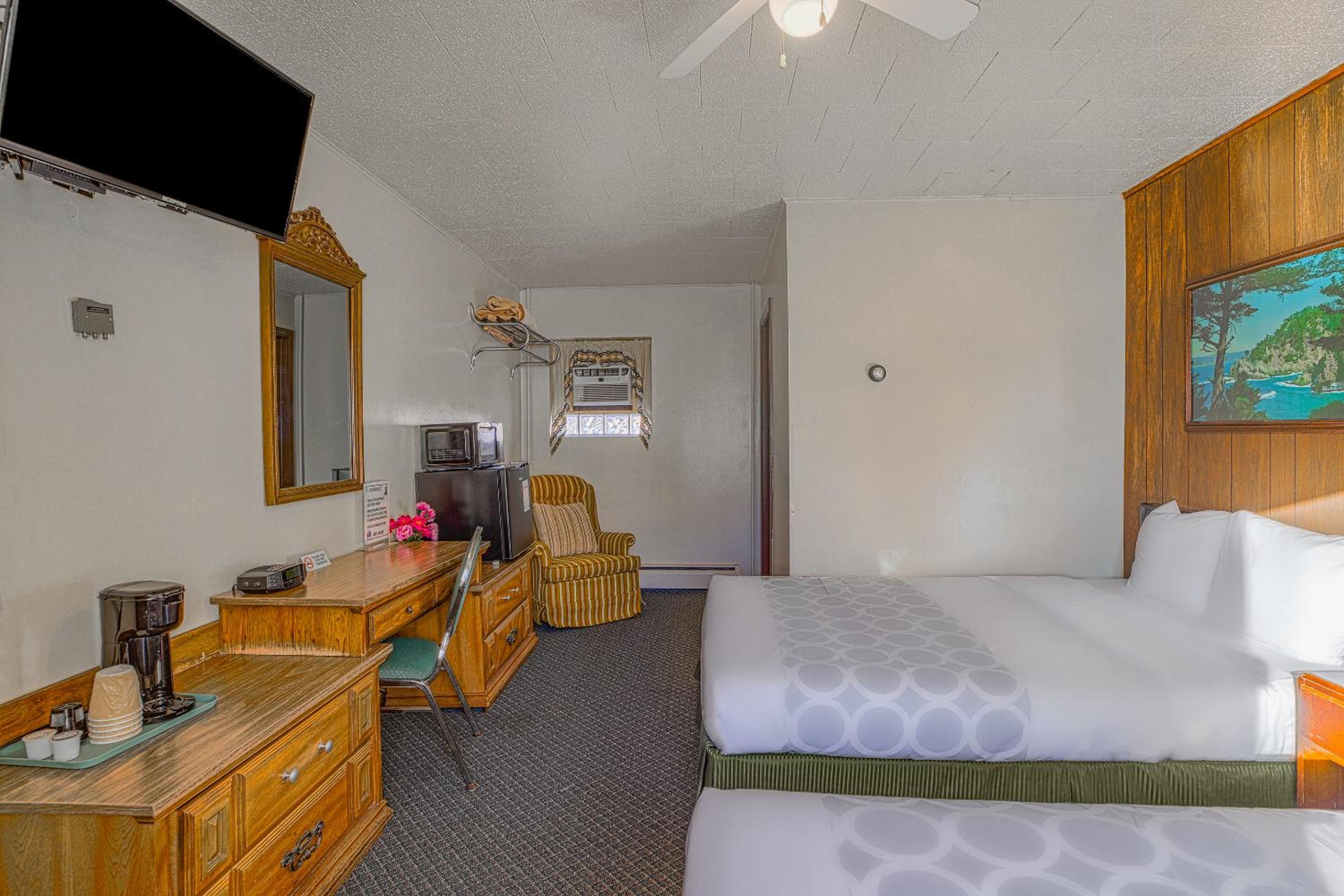 2 Full Bed - Photo 2