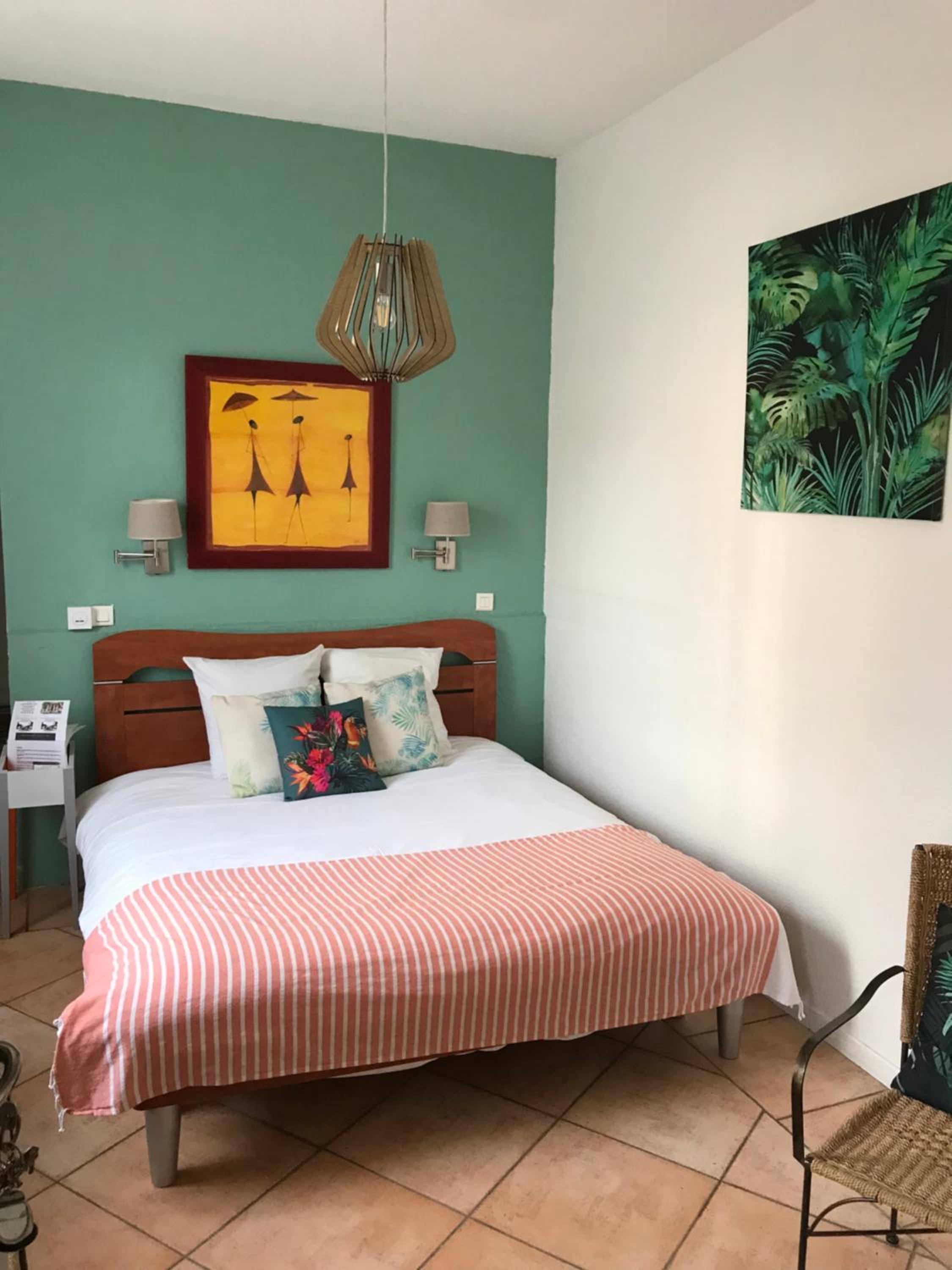 Double Room - Photo 2
