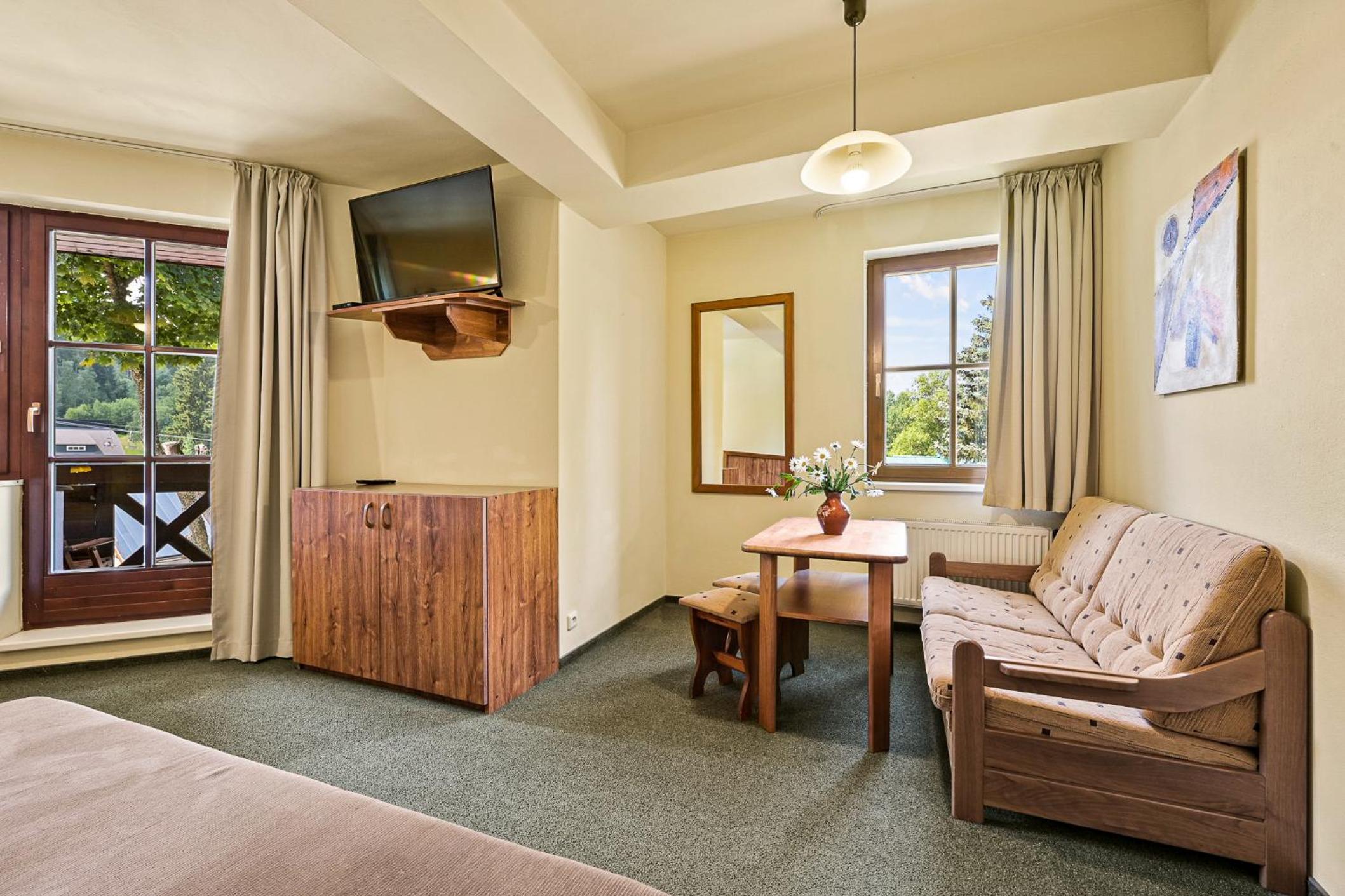 Triple Room with Two Extra Beds and Private Bathroom