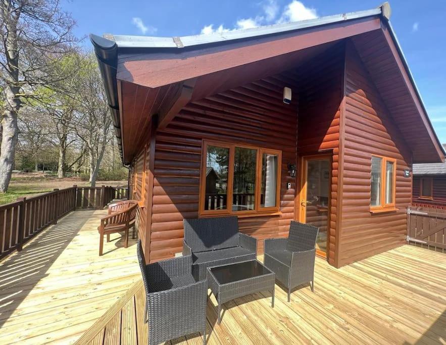 Two-Bedroom House photo 2
