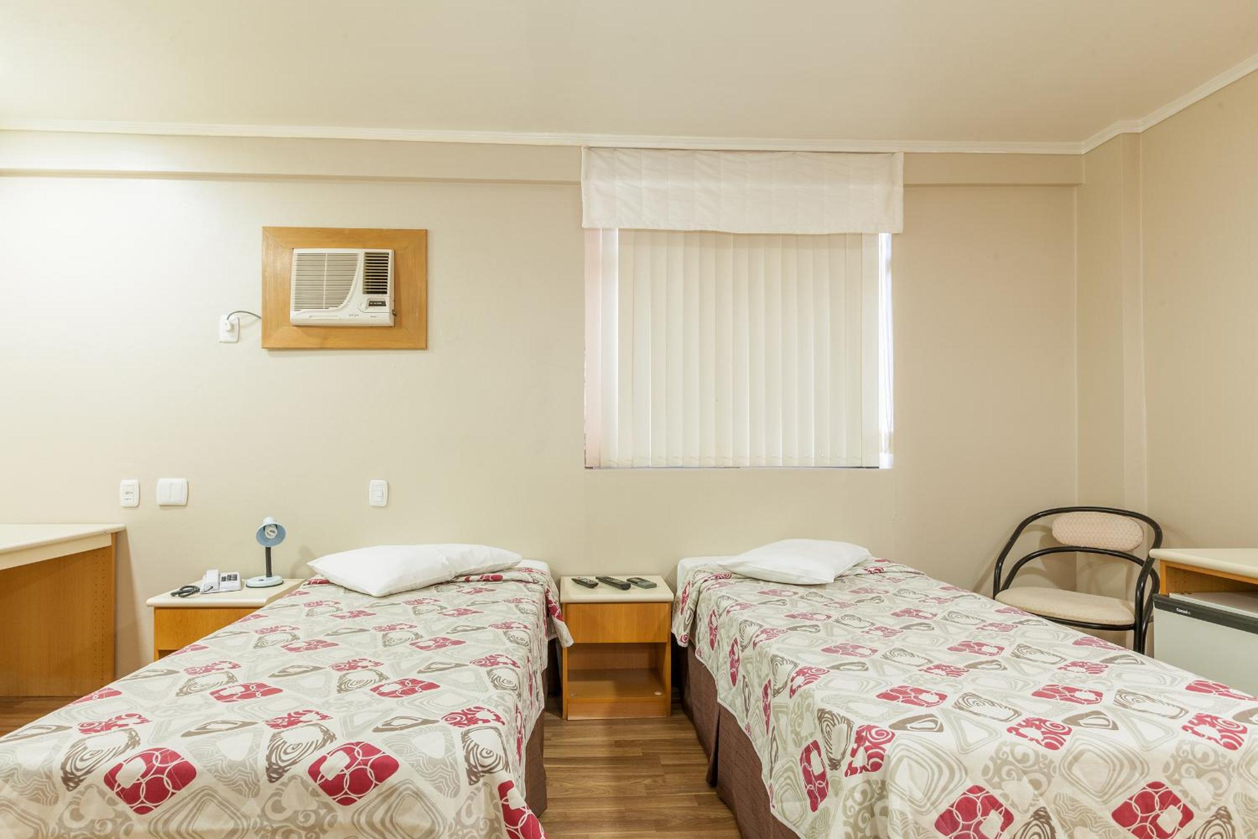 Deluxe Twin Room photo 2