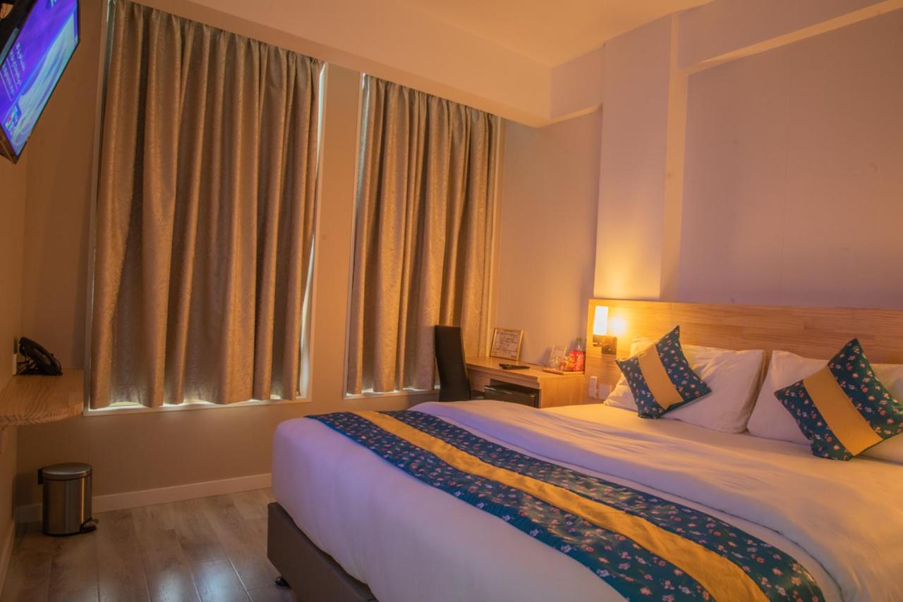 Superior Twin Room - Photo 13