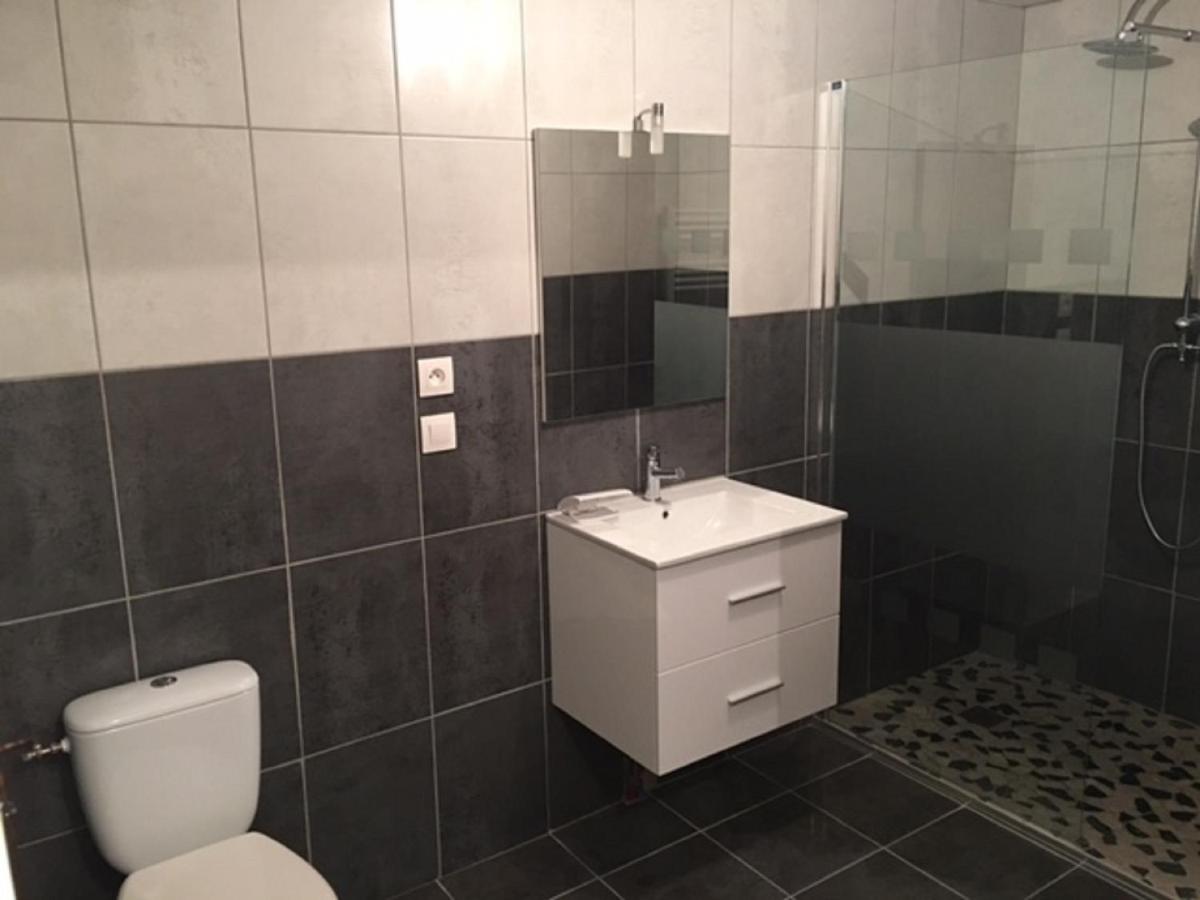 Apartment with Terrace photo 3