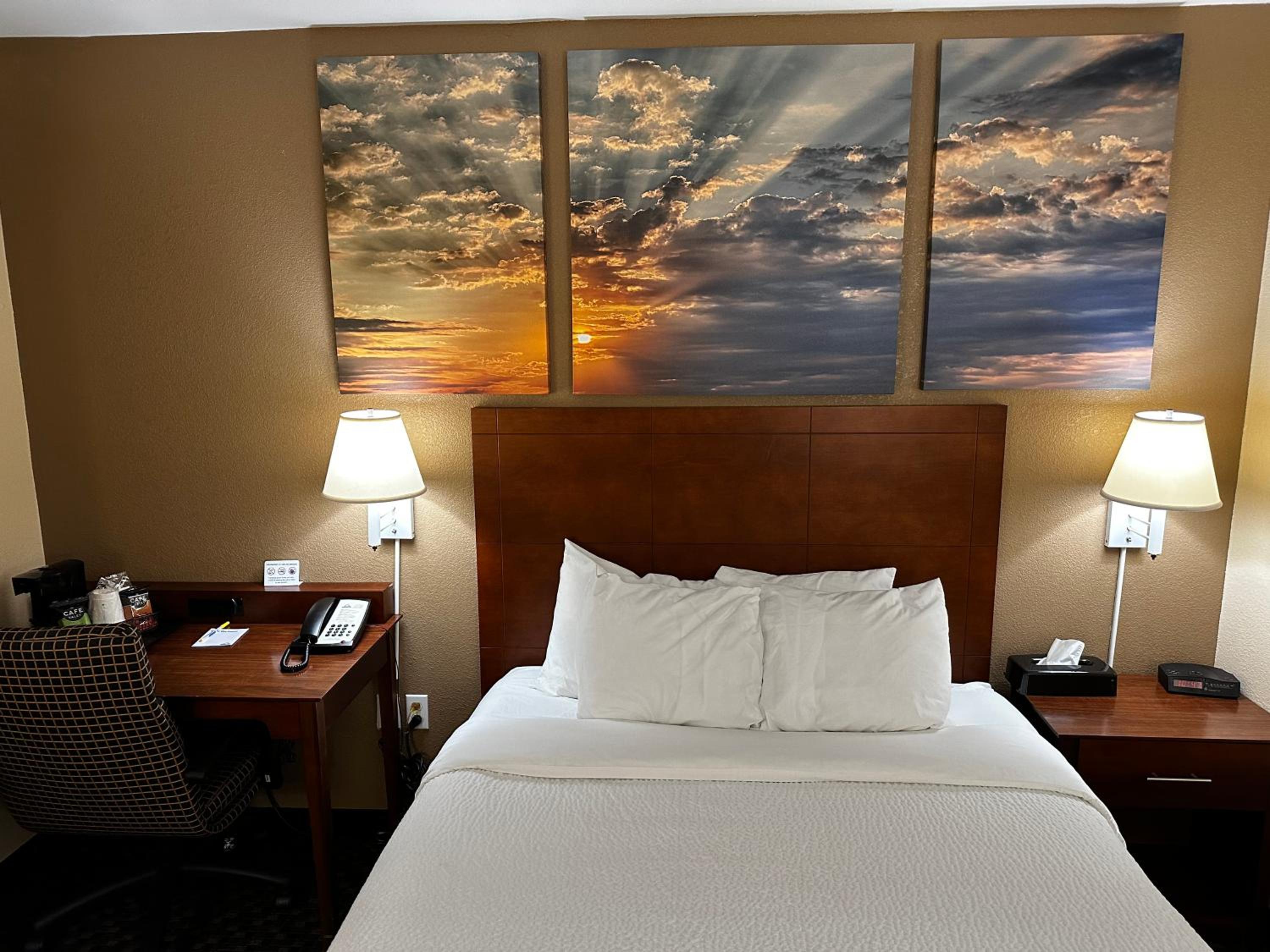 Queen Room - Disability Access/Non-Smoking - Photo 2