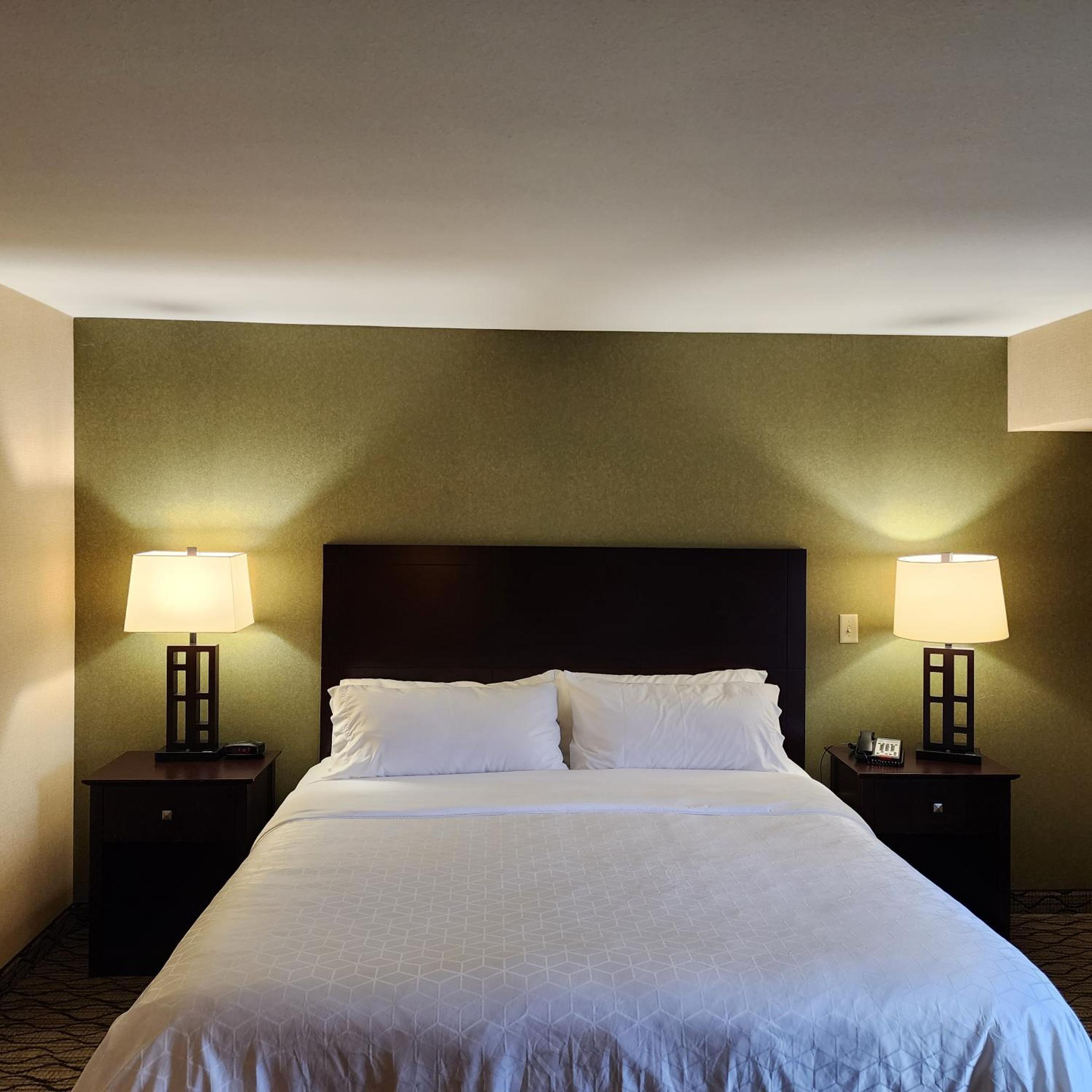 King Room - Disability Access photo 3