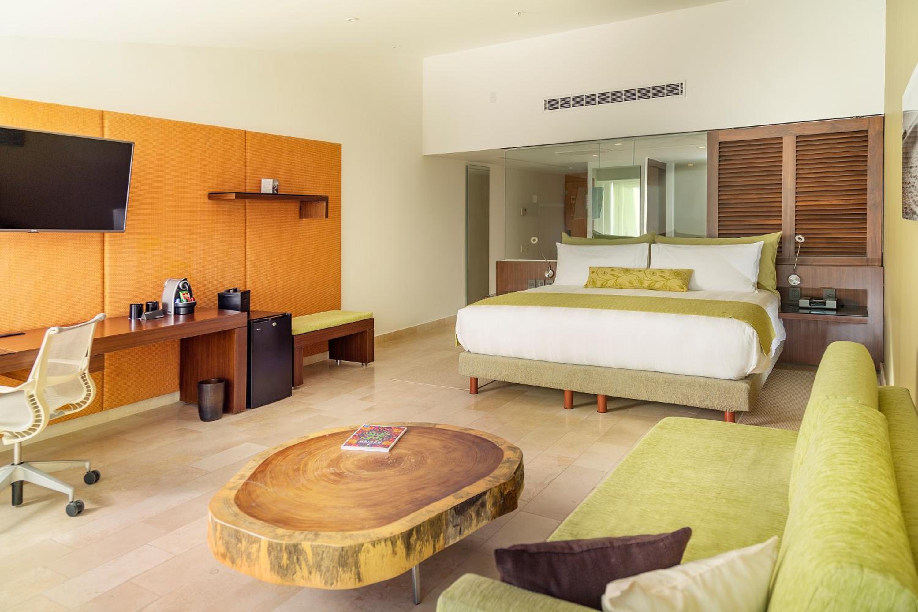 Classic King Room with Ocean View