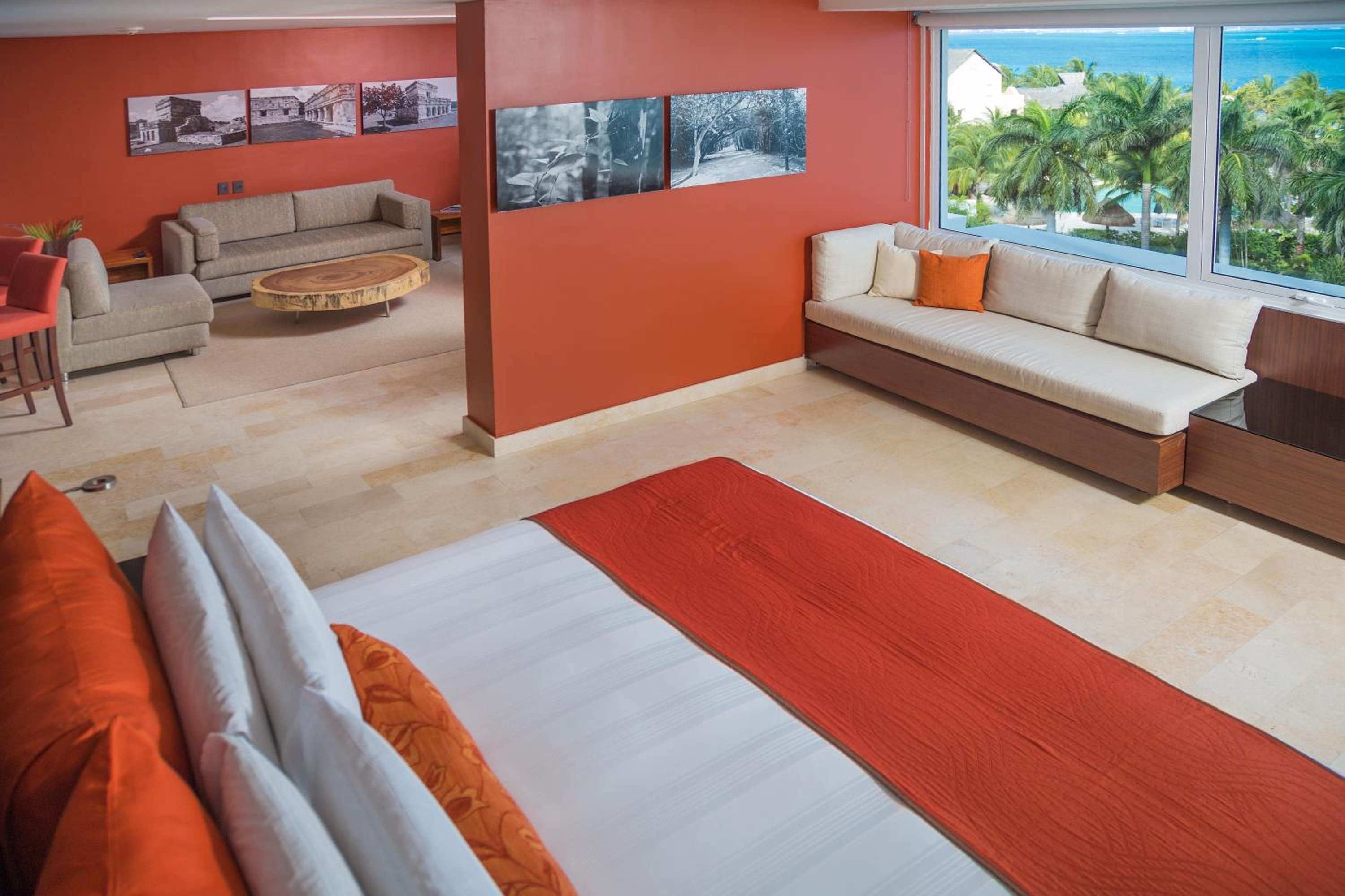 Club Room, 1 King Bed, Terrace, Ocean View