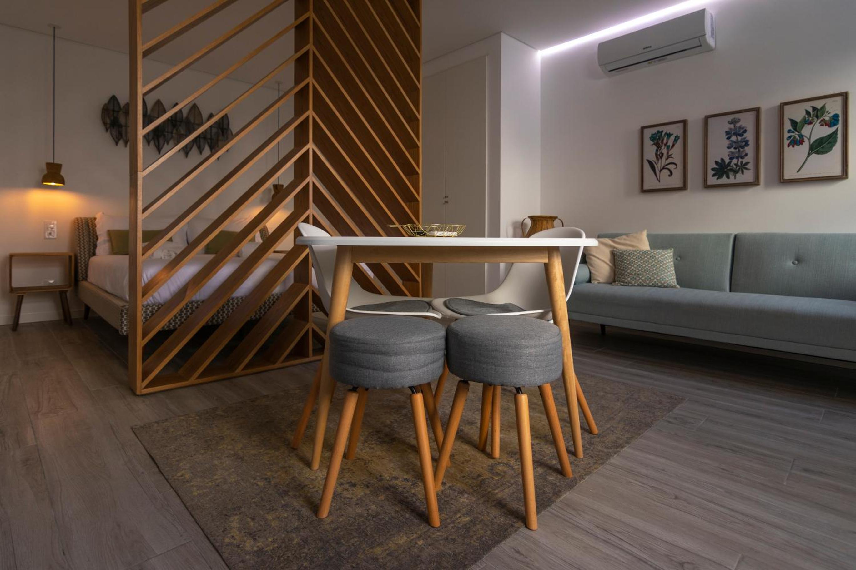 Studio Apartment photo 1