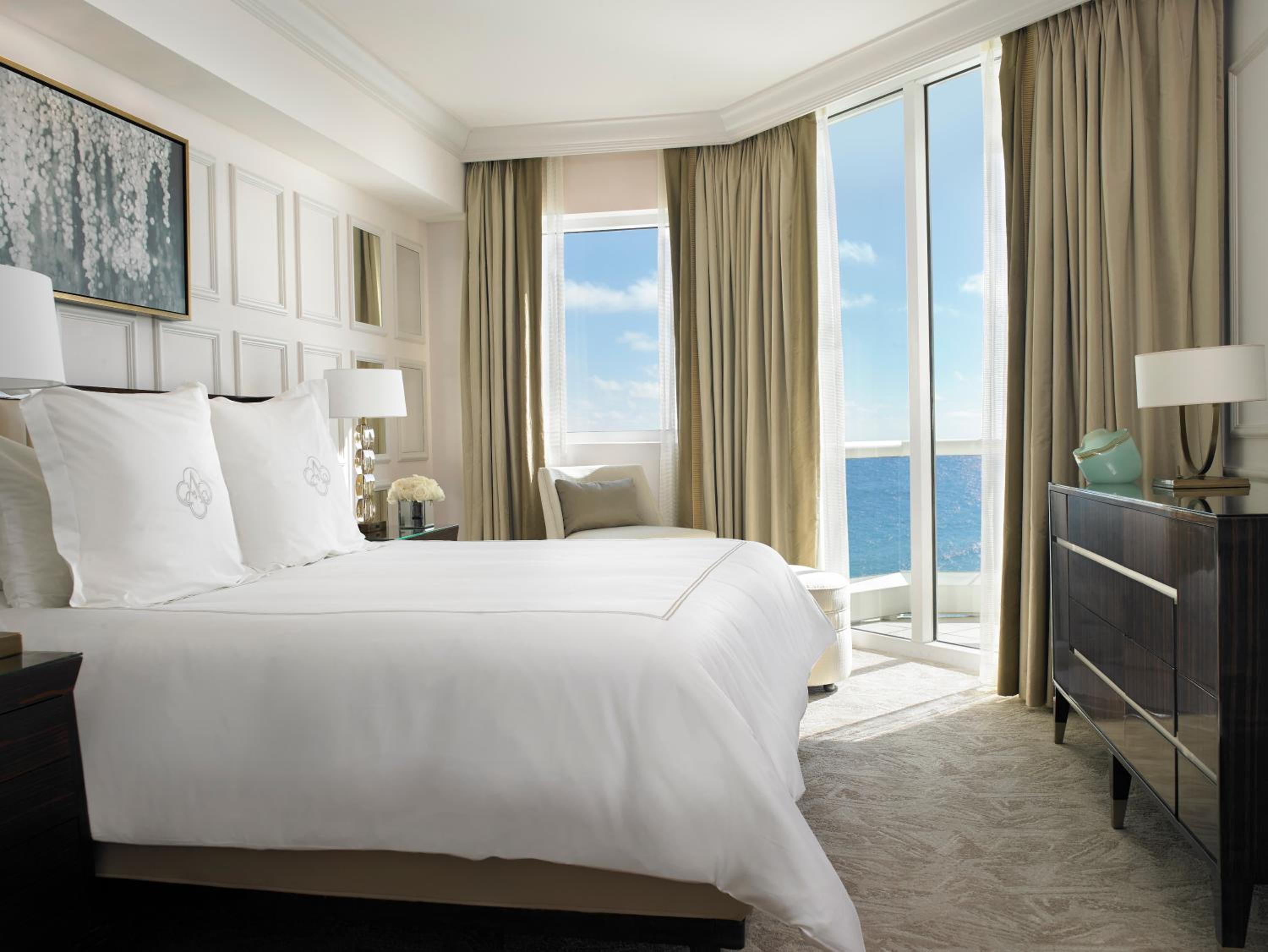 One-Bedroom Suite, Acqualina Resort & Residences
