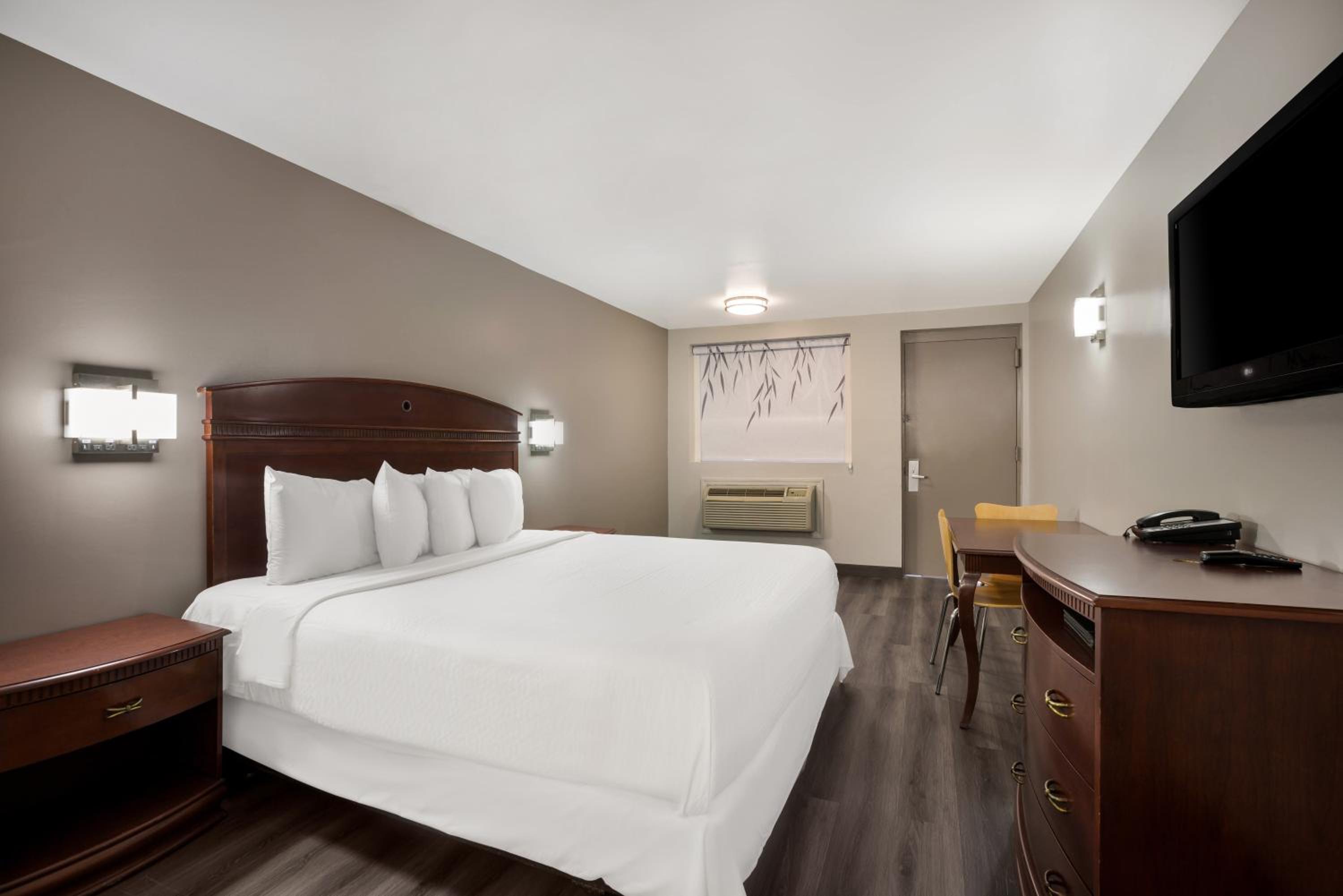 King Room - Photo 1