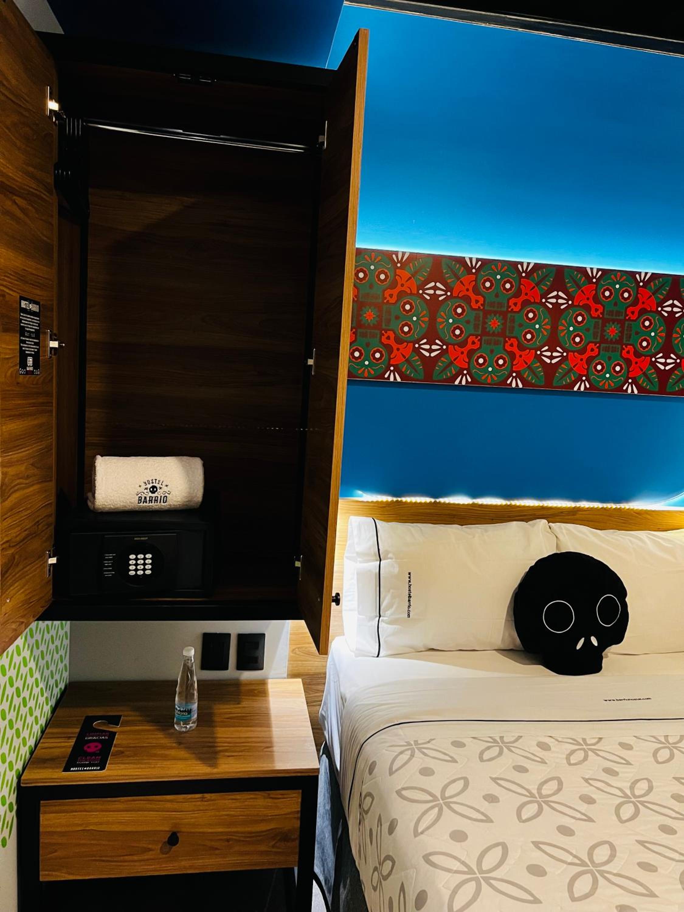 Small Double Room - Photo 4