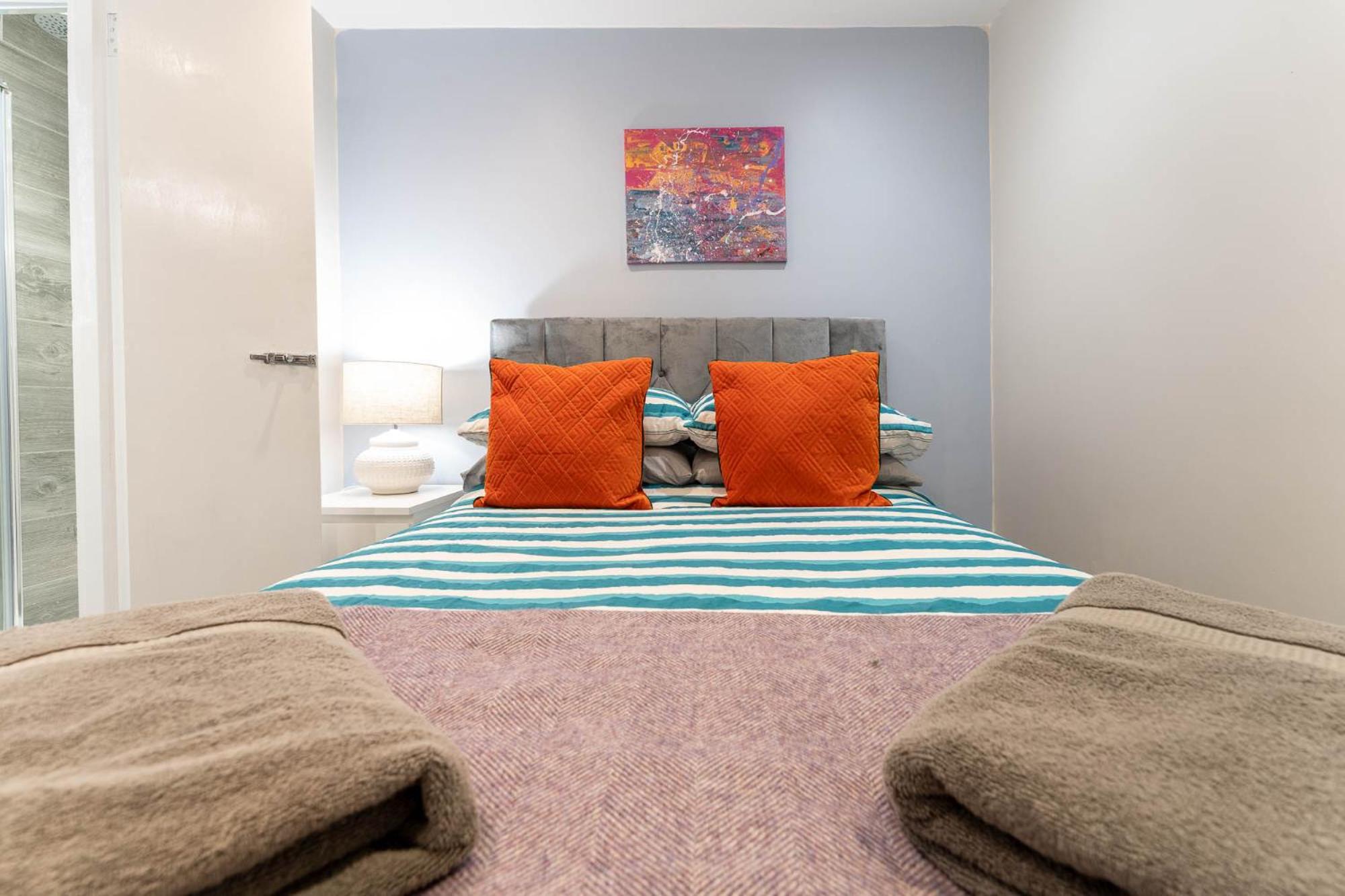 Three-Bedroom Apartment - Photo 1