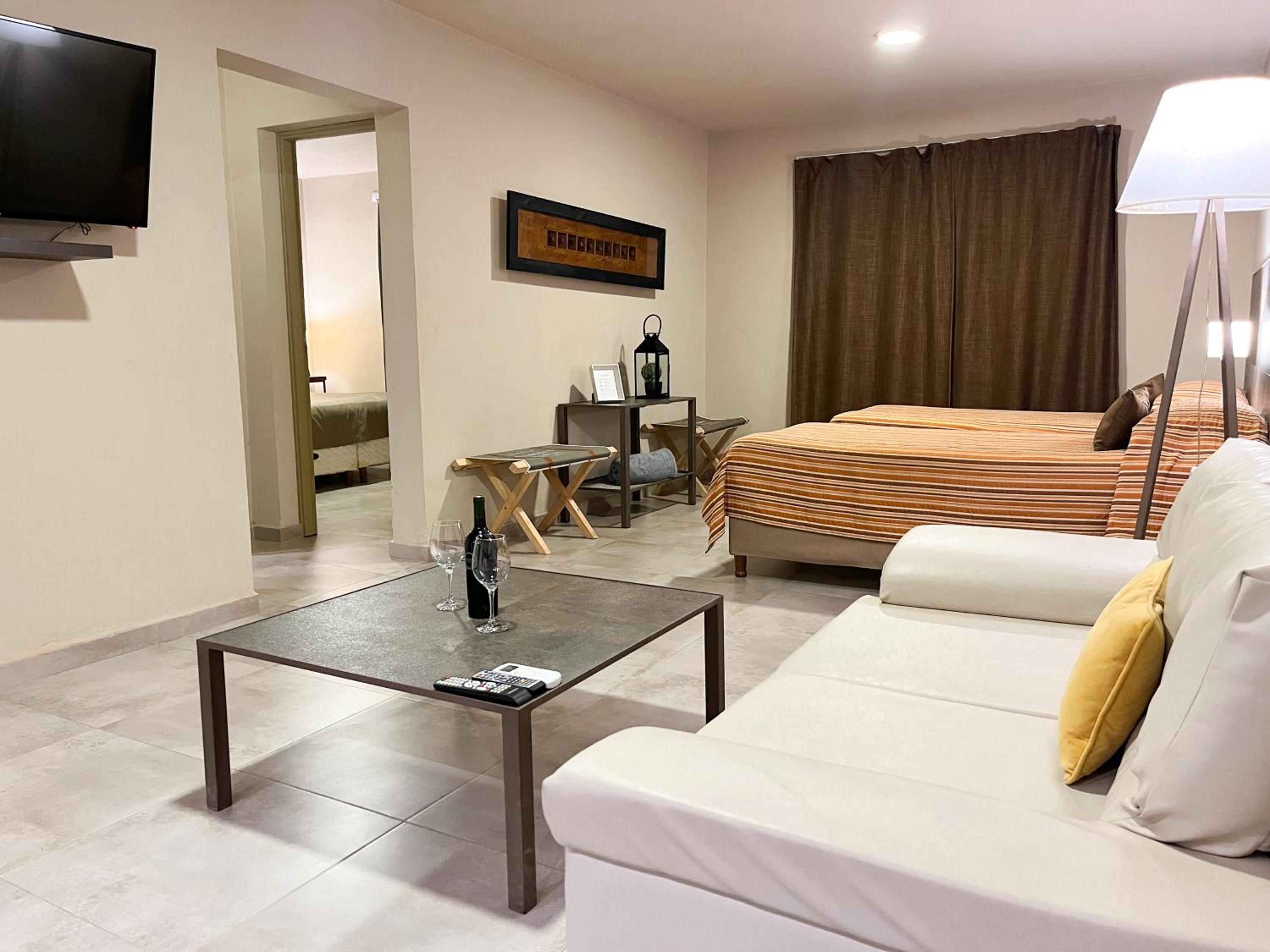 Deluxe Quadruple Room