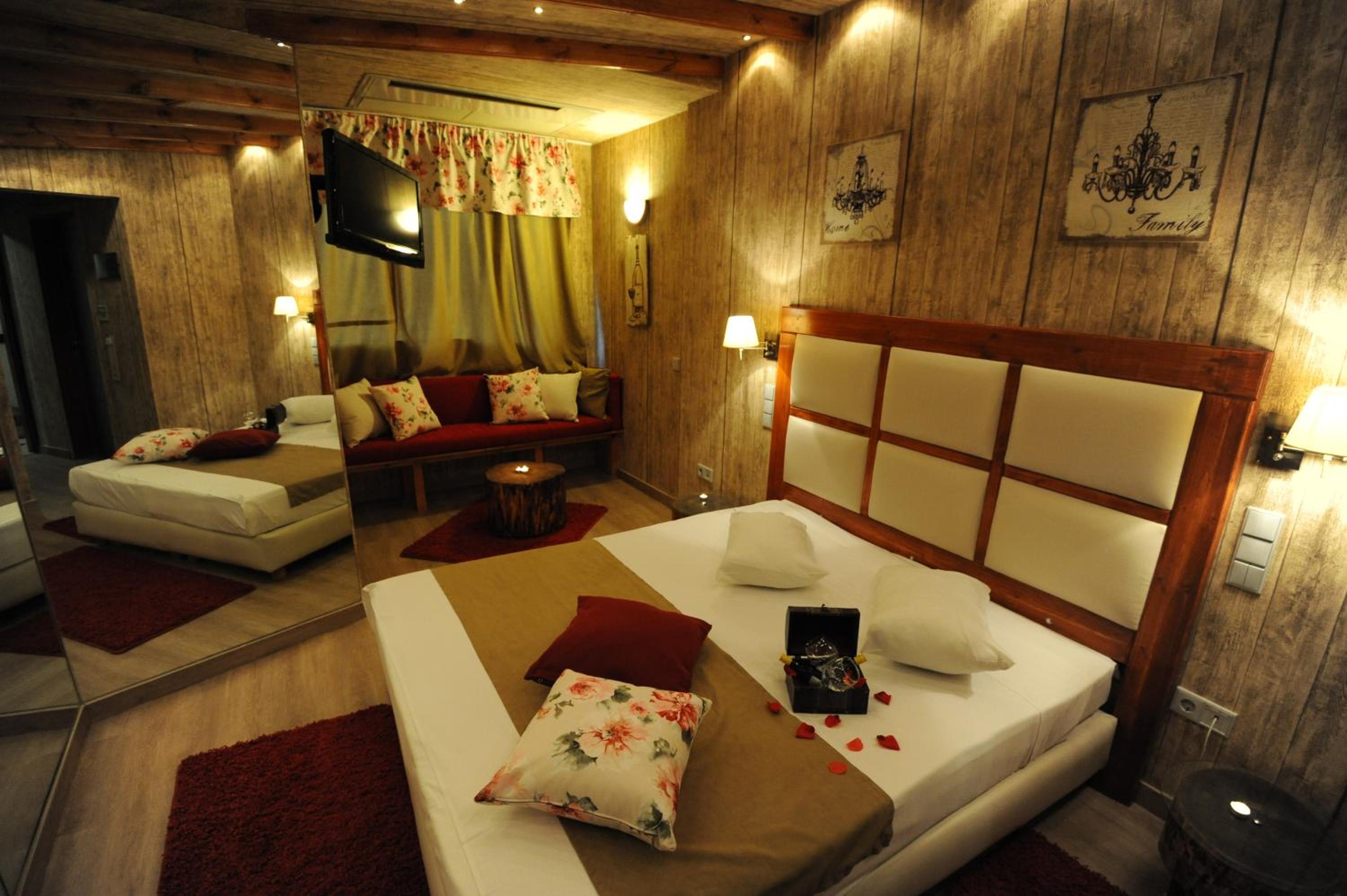 Double Room - Photo 4