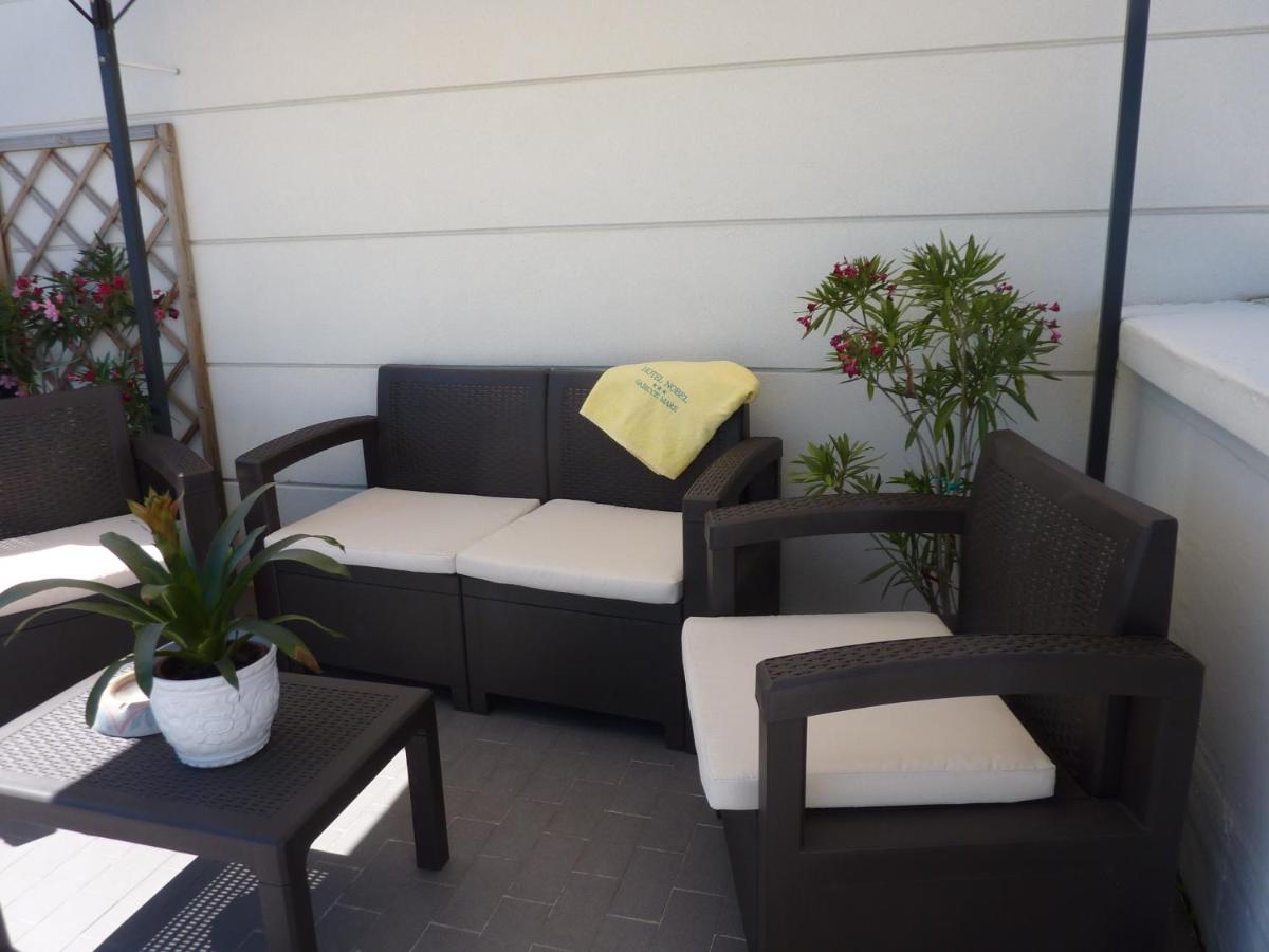 Superior Double or Twin Room with Sea View photo 3
