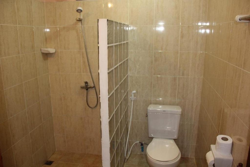 Deluxe King Room - Photo 4