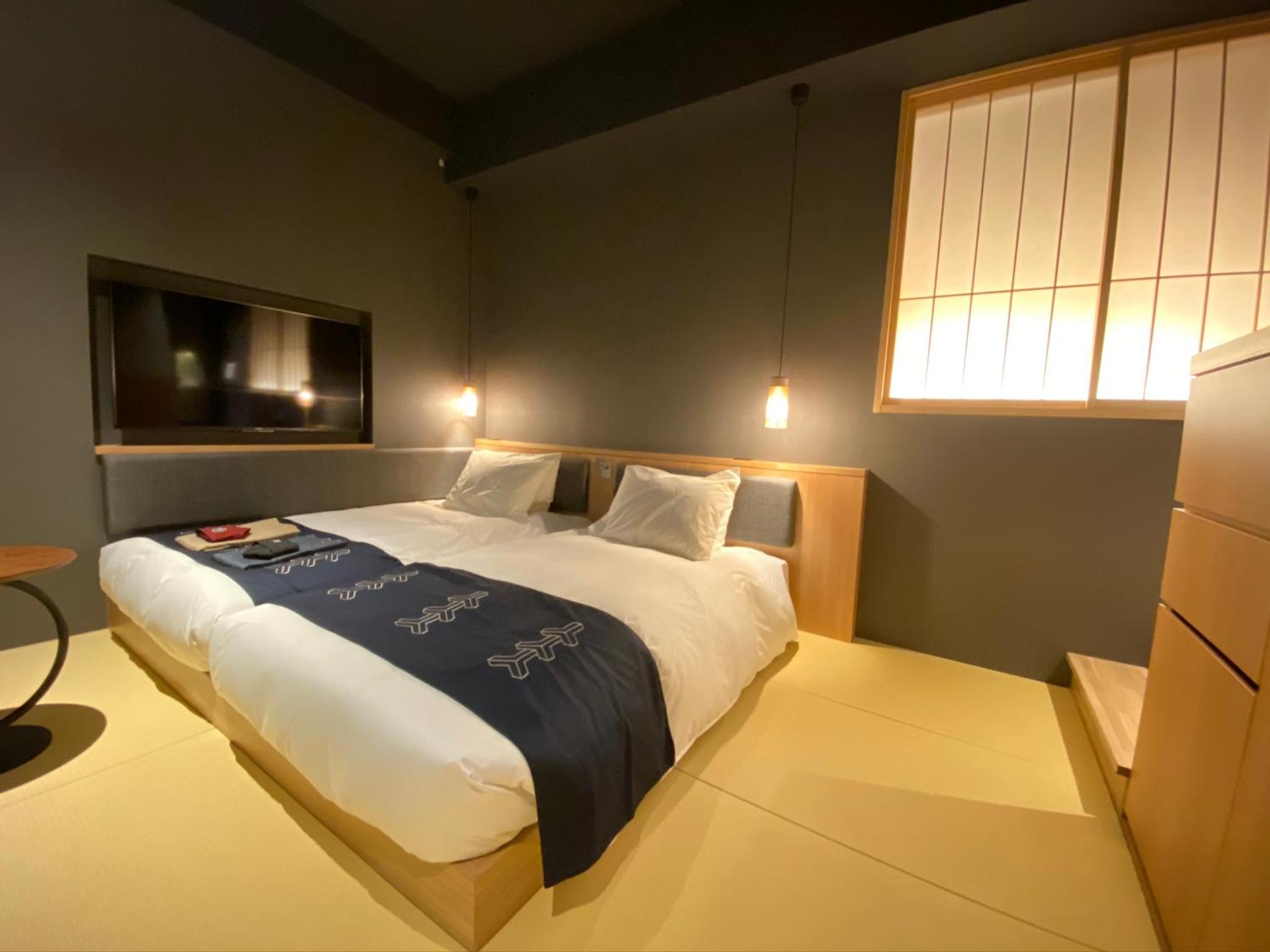Deluxe Twin Room with Open-Air Bath - Photo 12