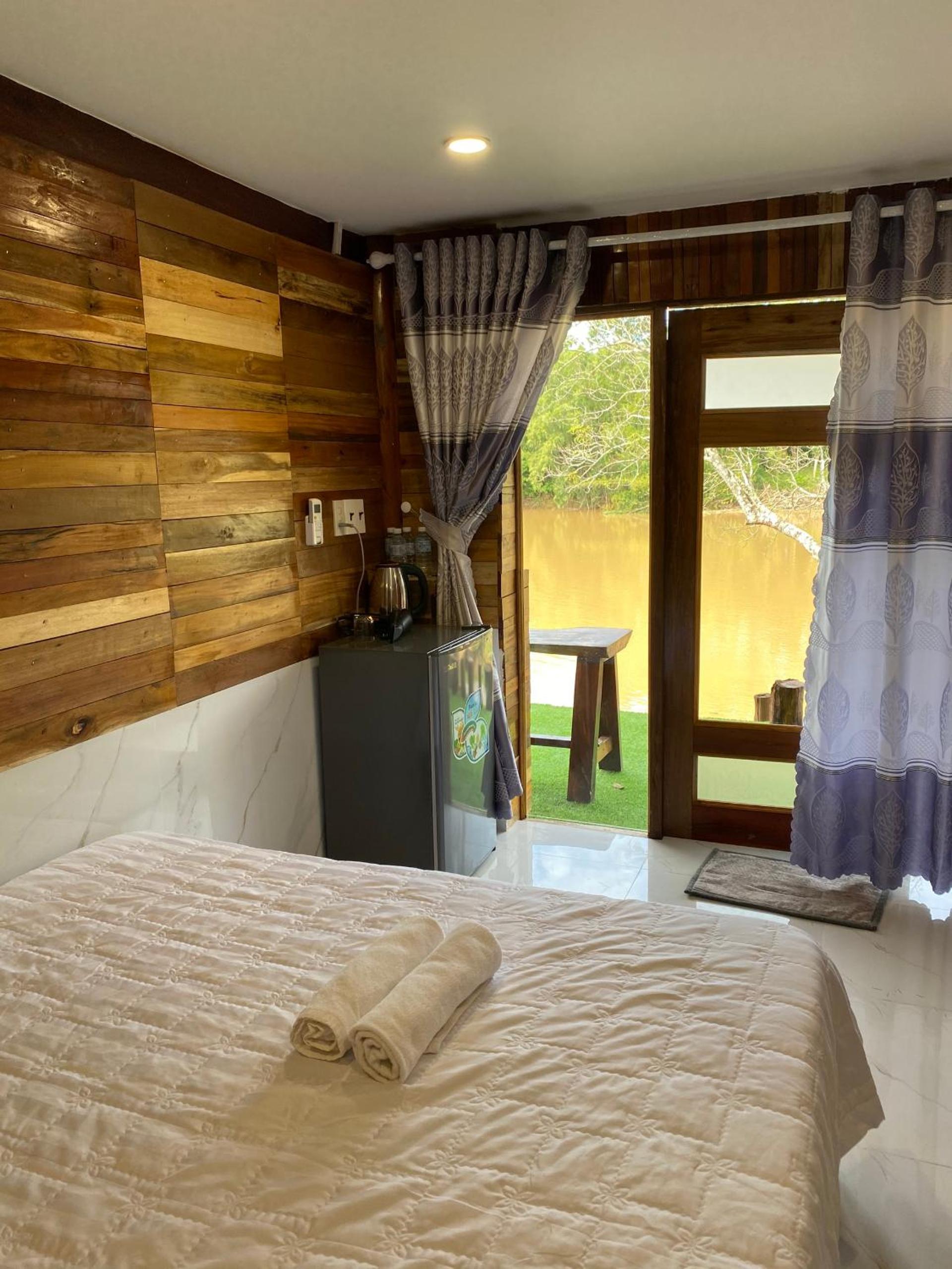 Double Room with Lake View photo 1