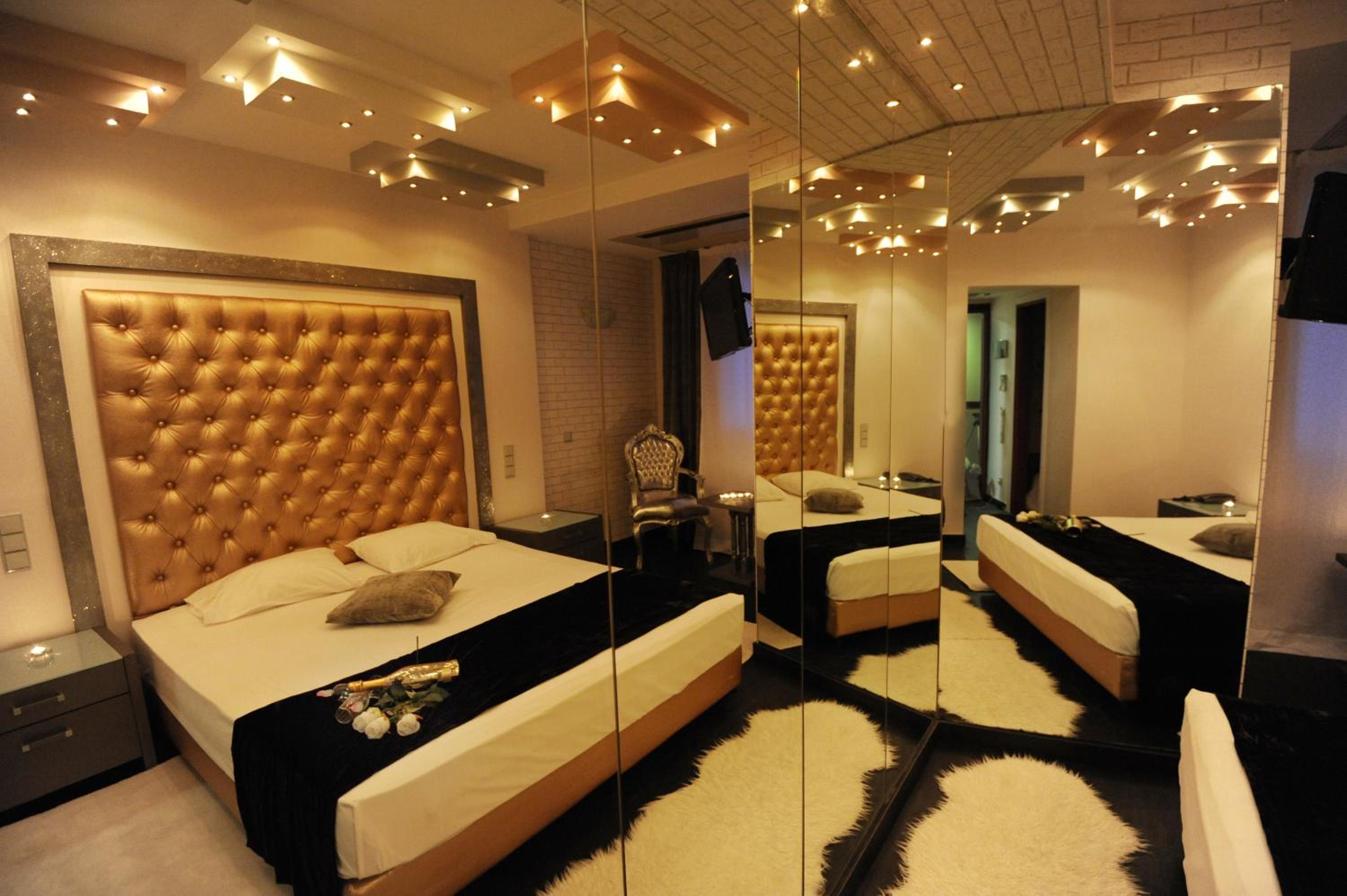 Double Room - Photo 31