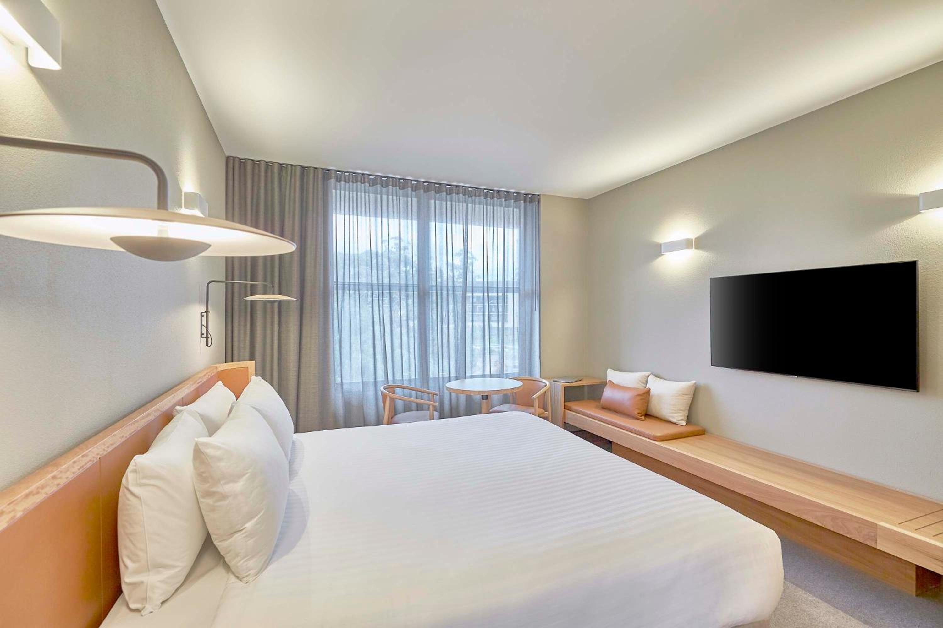 Standard King Room - Photo 2