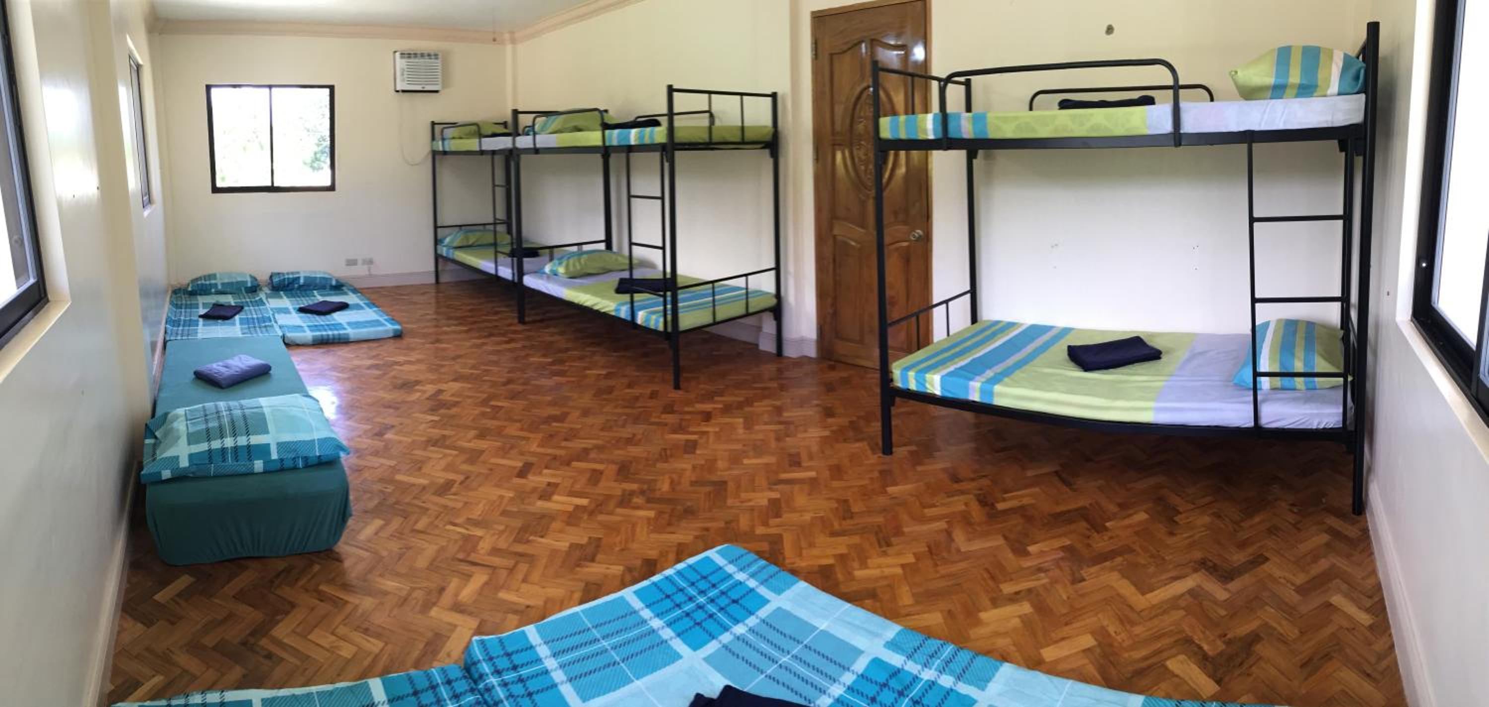 Mixed Dormitory Room photo 1