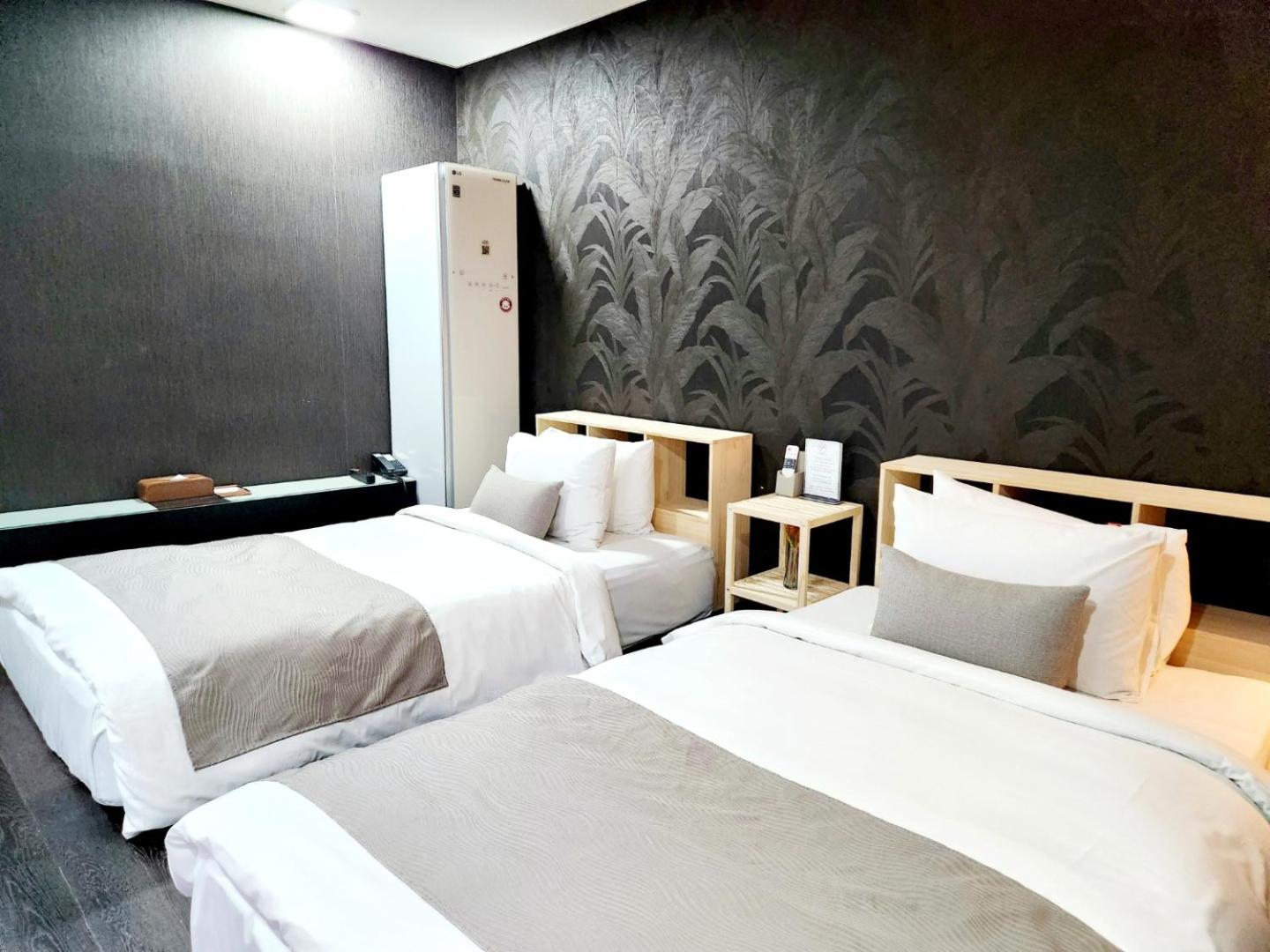 Deluxe Twin Room - Photo 3