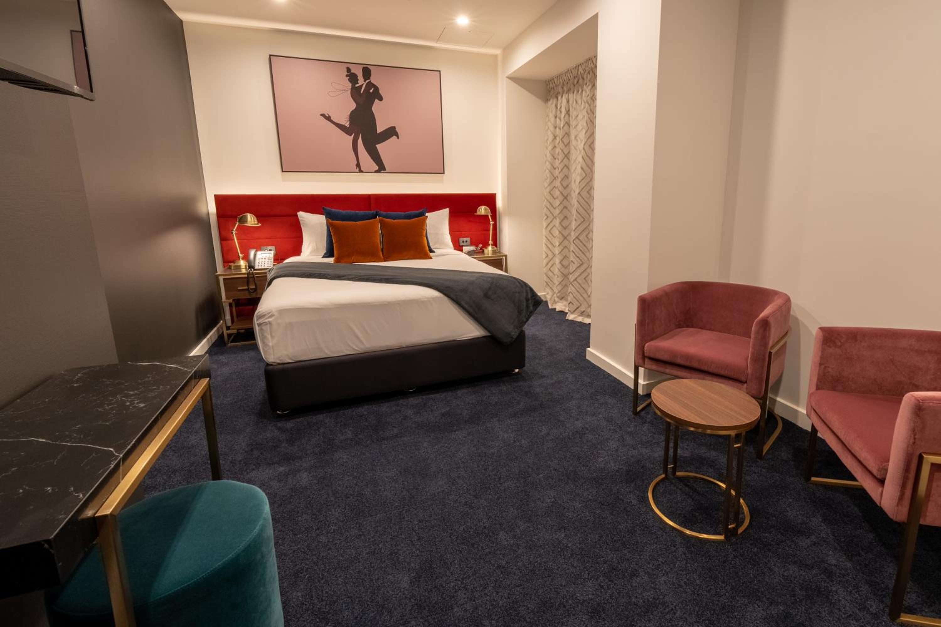 Queen Room - Photo 3