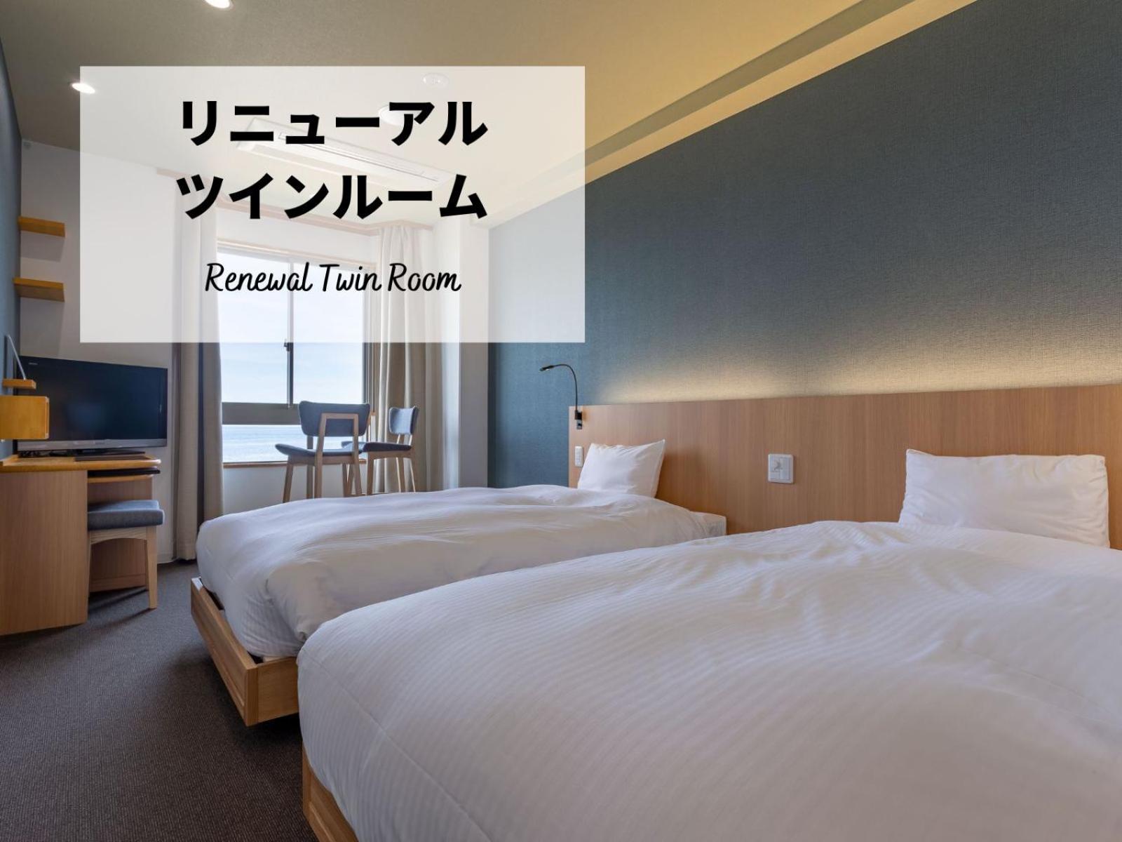 Superior Twin Room with Sea View - Photo 1