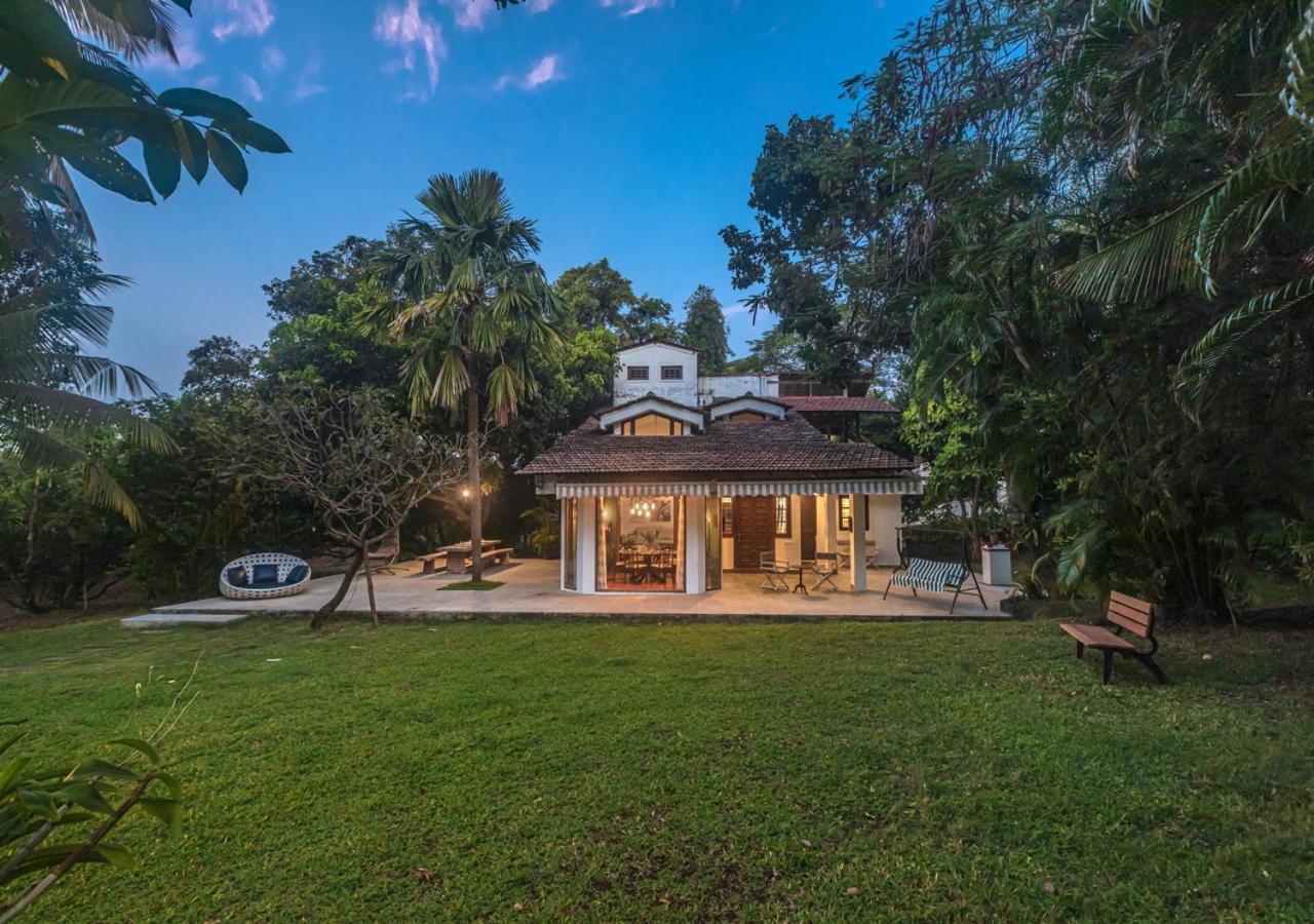 Three-Bedroom Villa - Photo 2