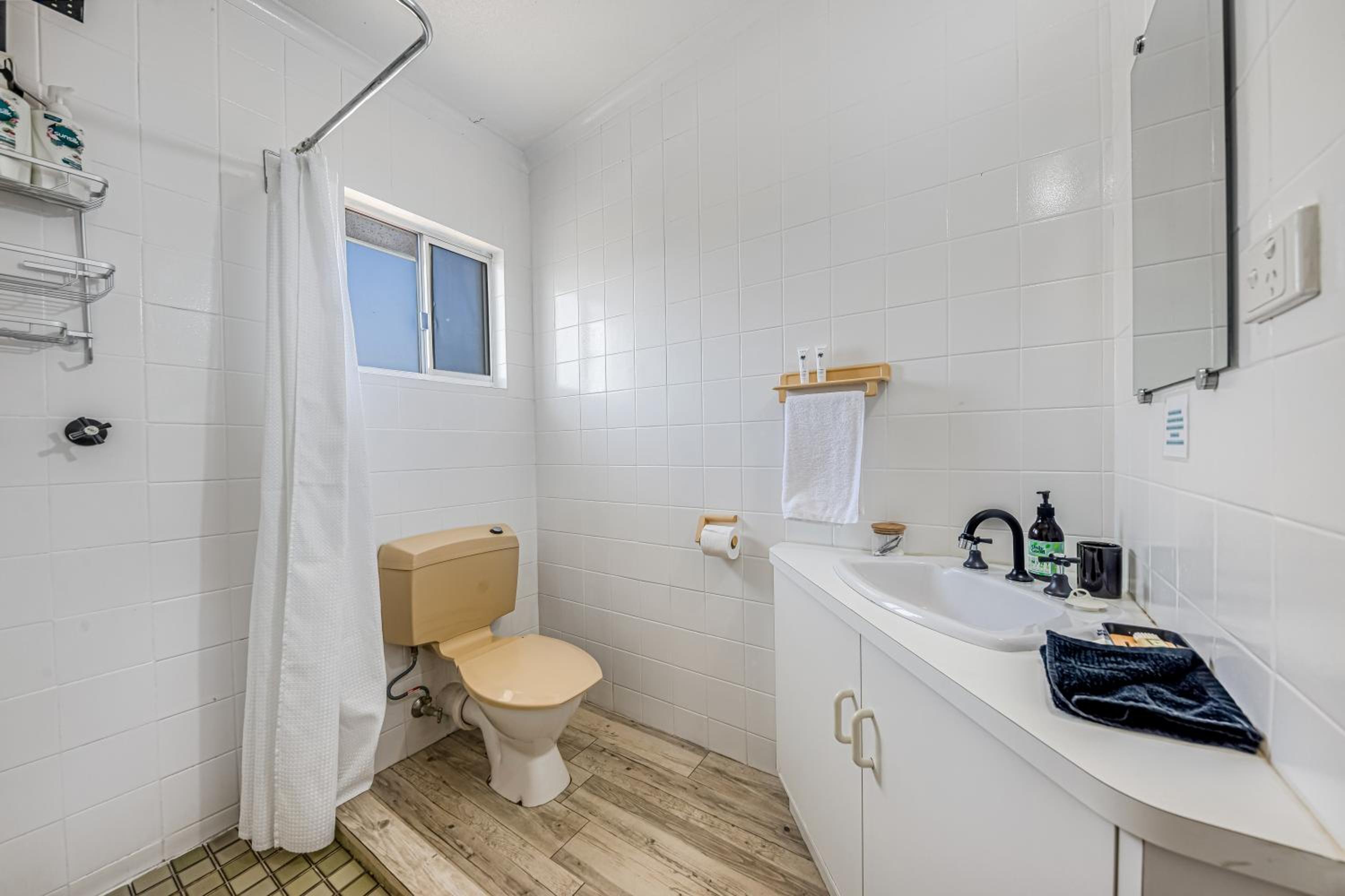 King Suite with Balcony photo 3