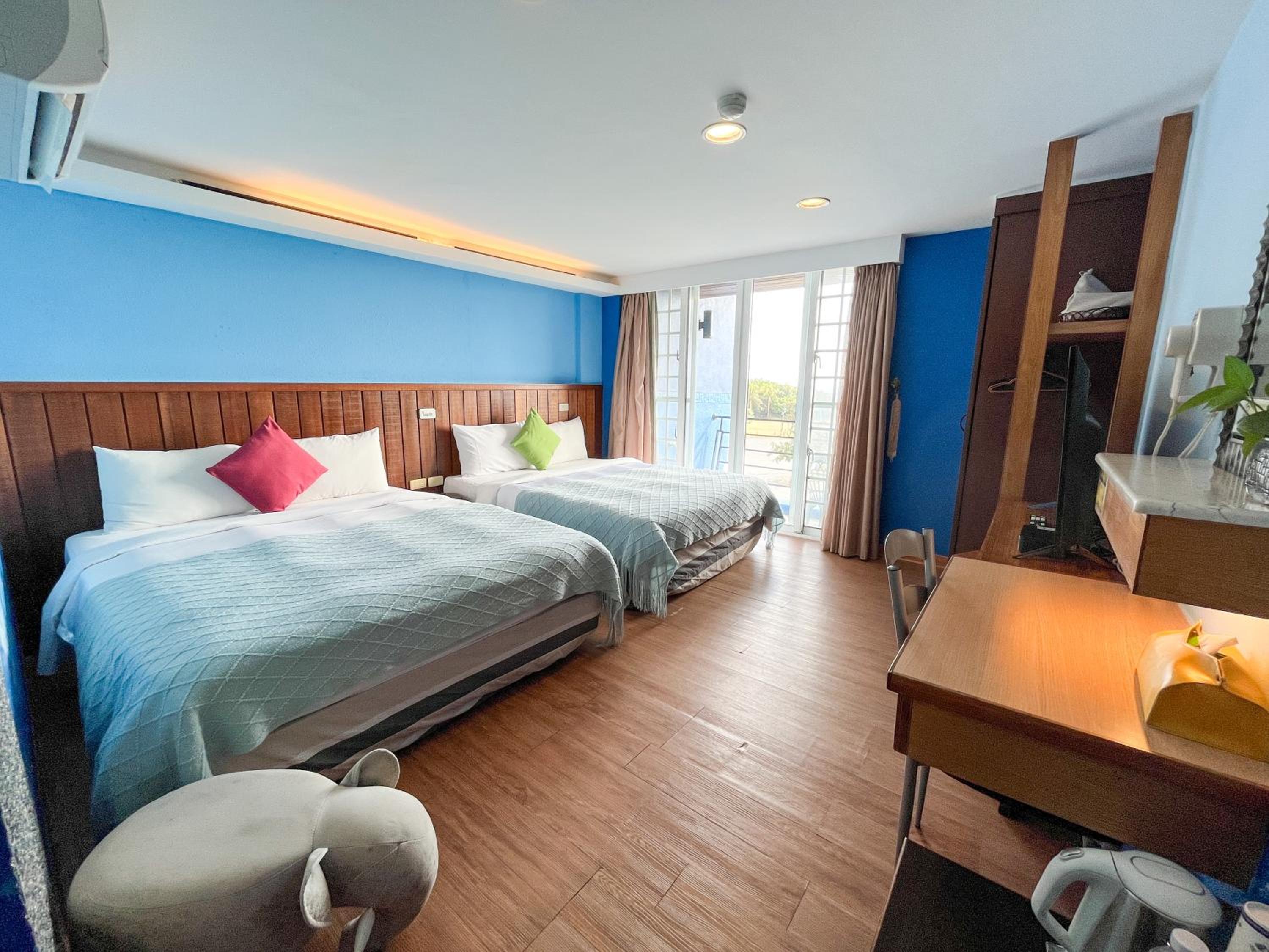 Quadruple Room with Sea View