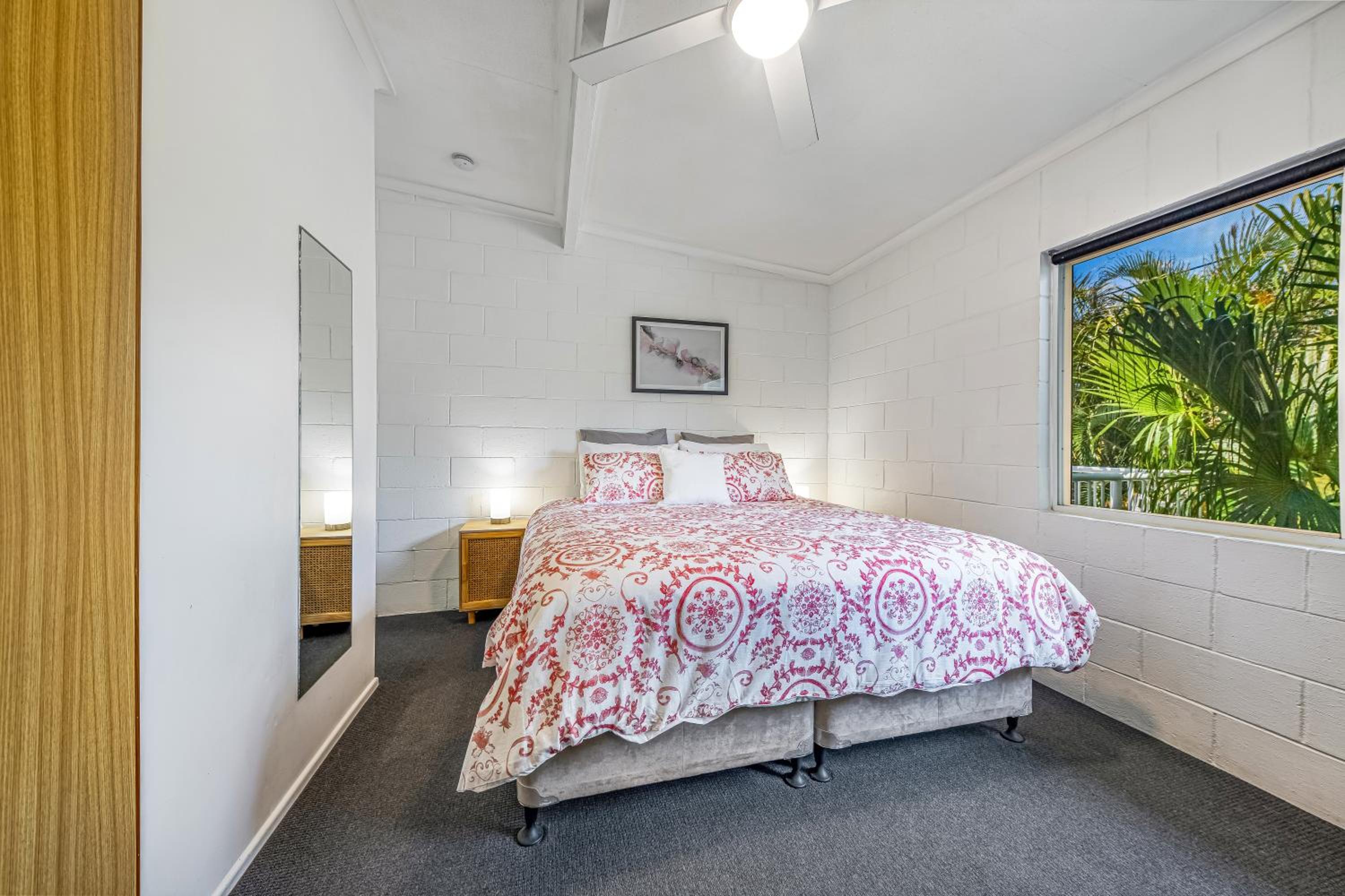 King Suite with Balcony photo 1