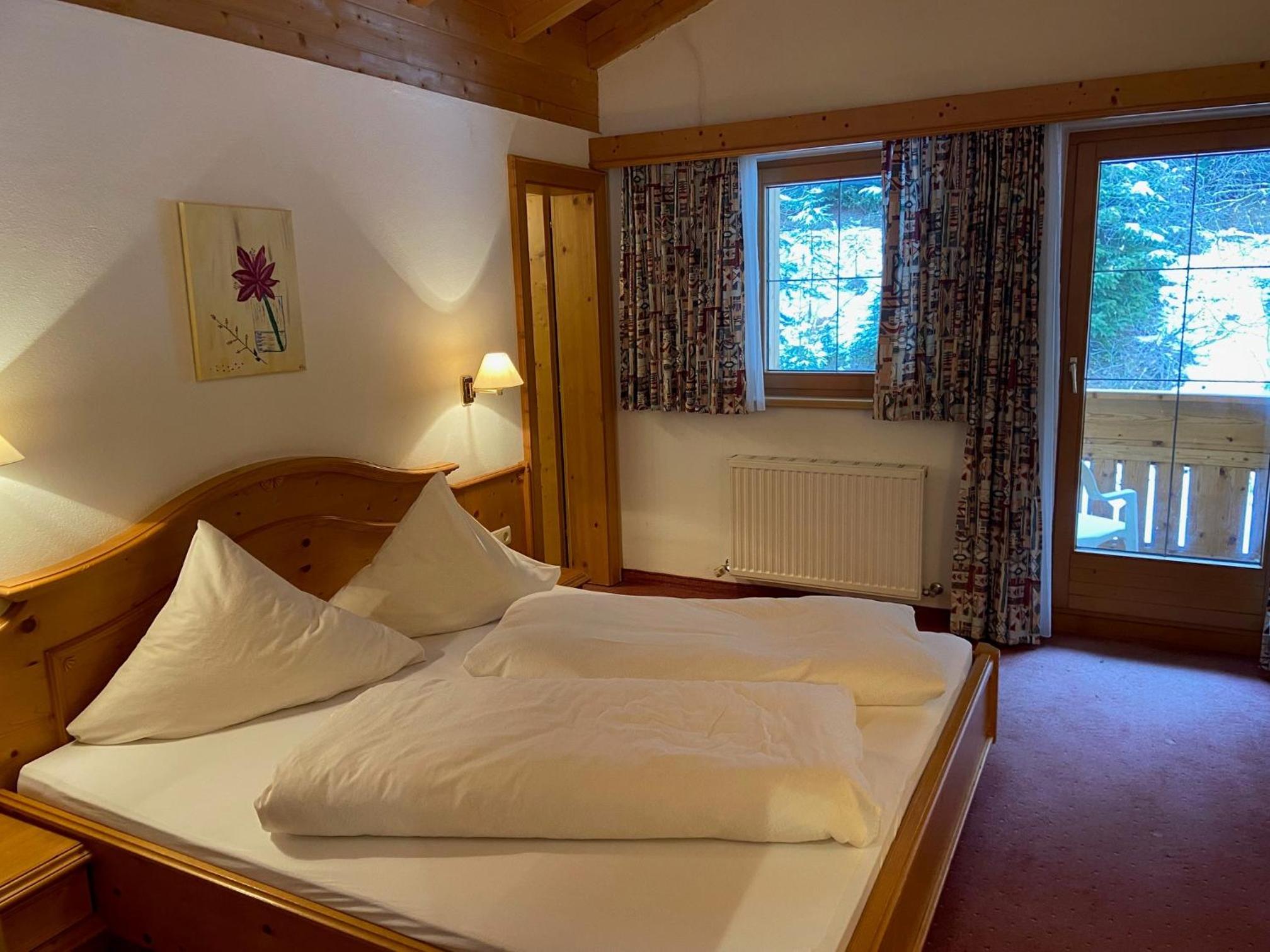 Standard Double Room photo 2
