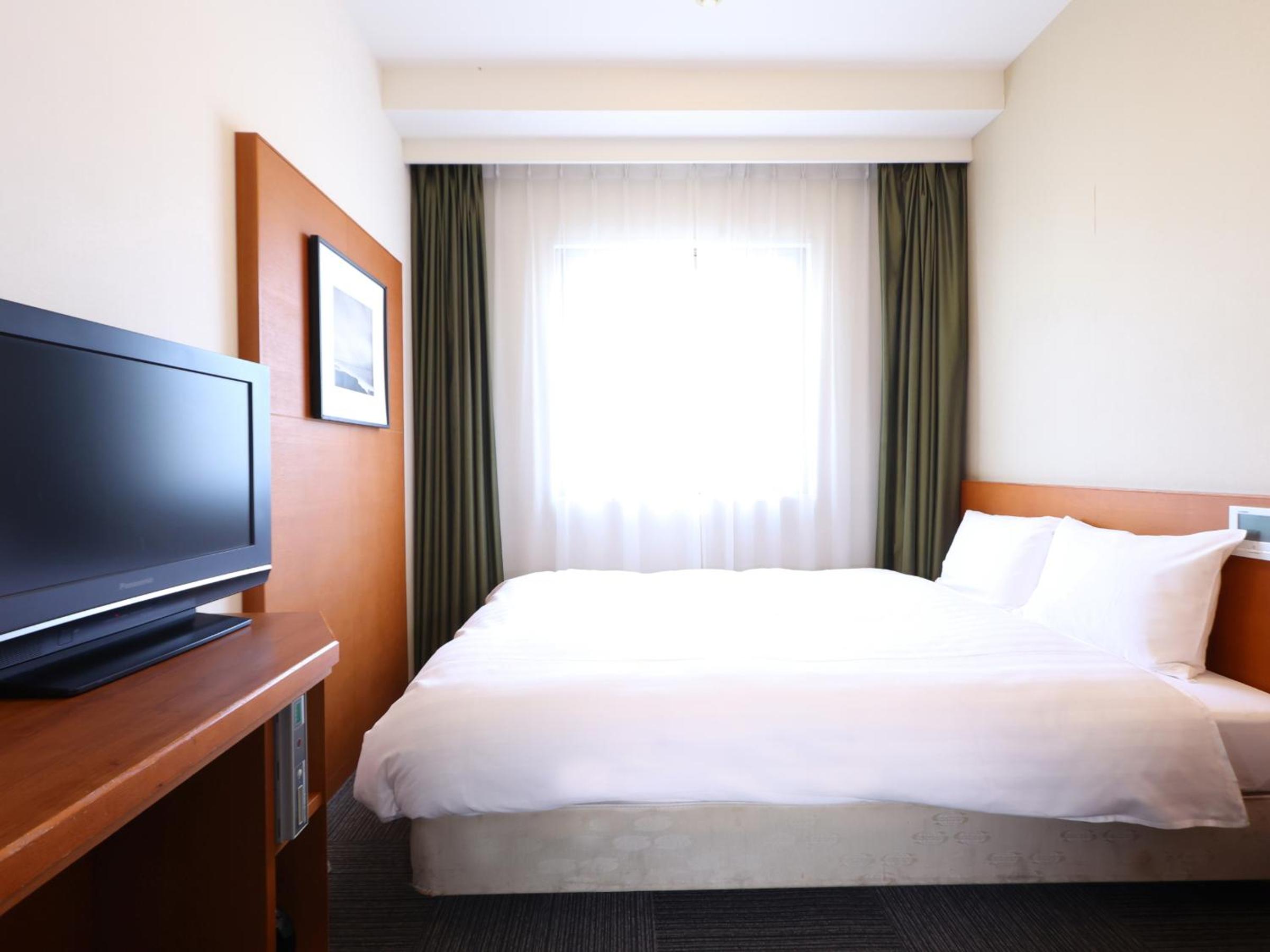 Single Room - Non-Smoking