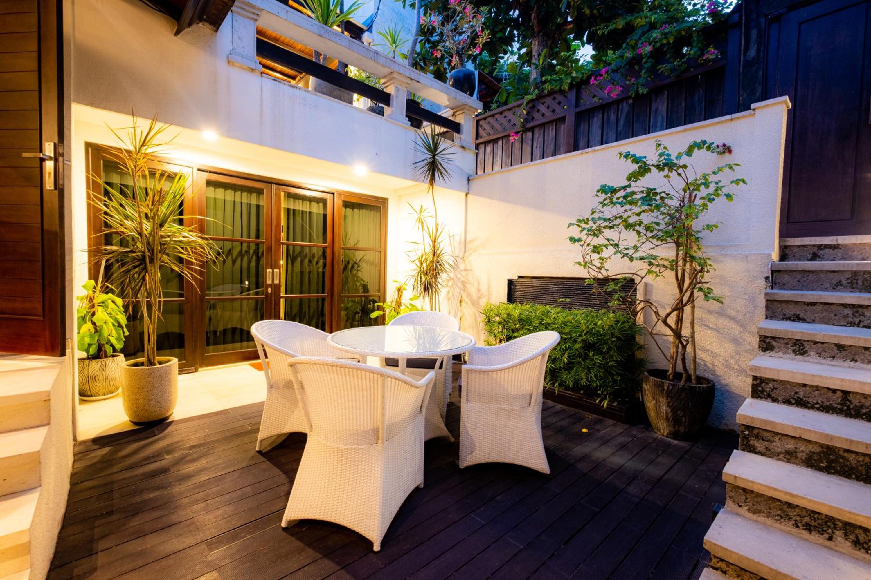 Villa with Private Pool - Photo 63