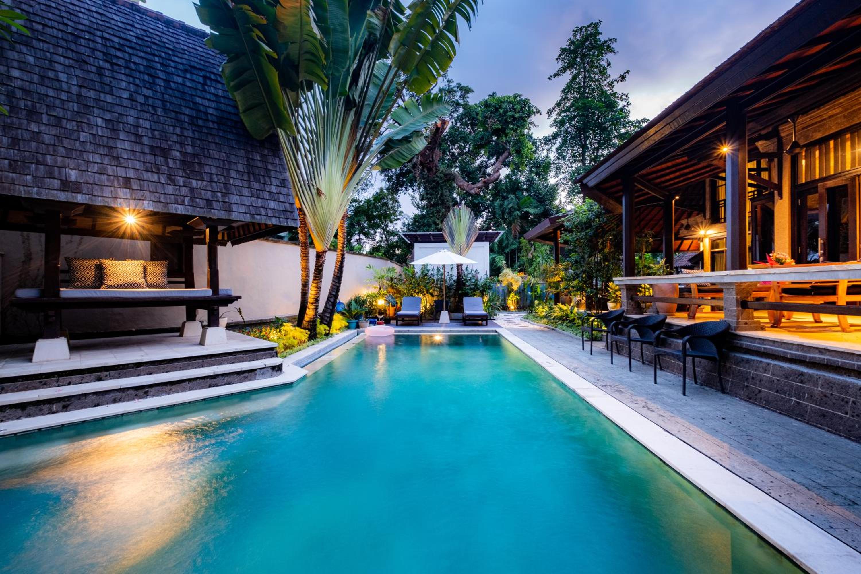 Villa with Private Pool - Photo 66