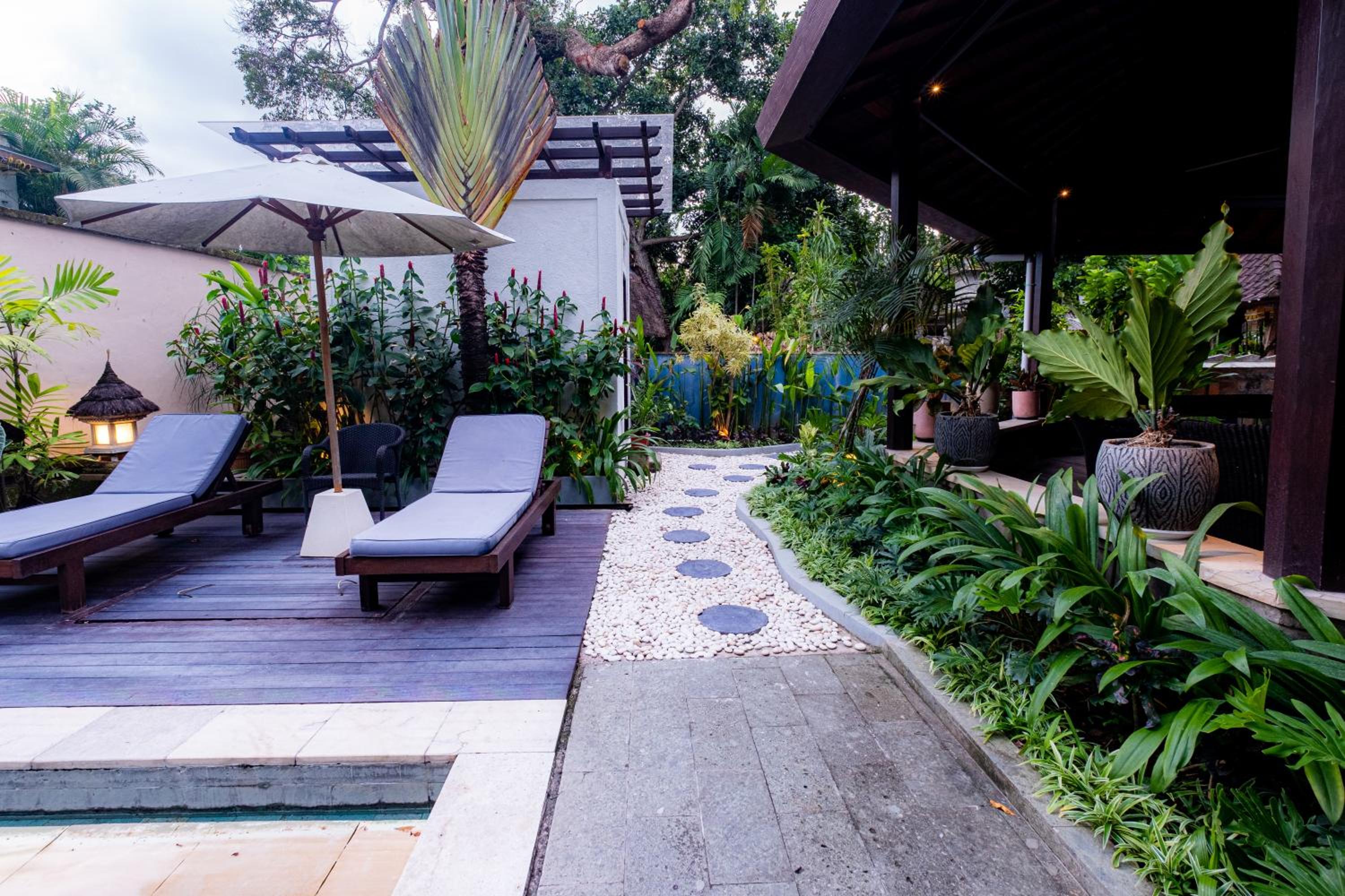 Villa with Private Pool - Photo 61